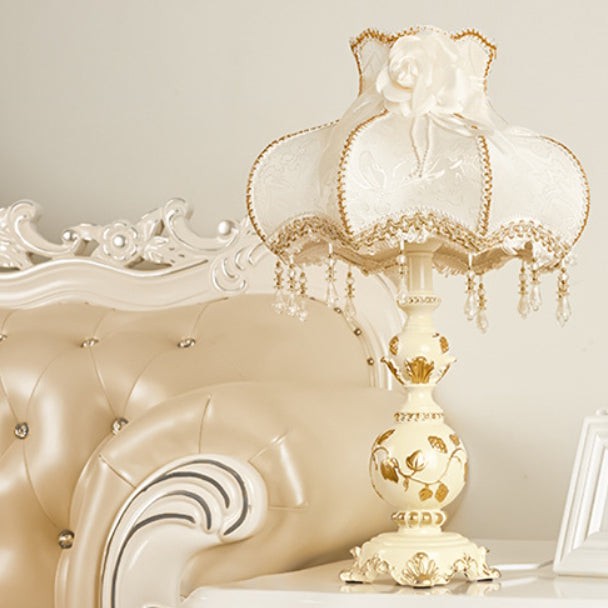 Classic European Vase Base Resin Fabric Table Lamp K717
