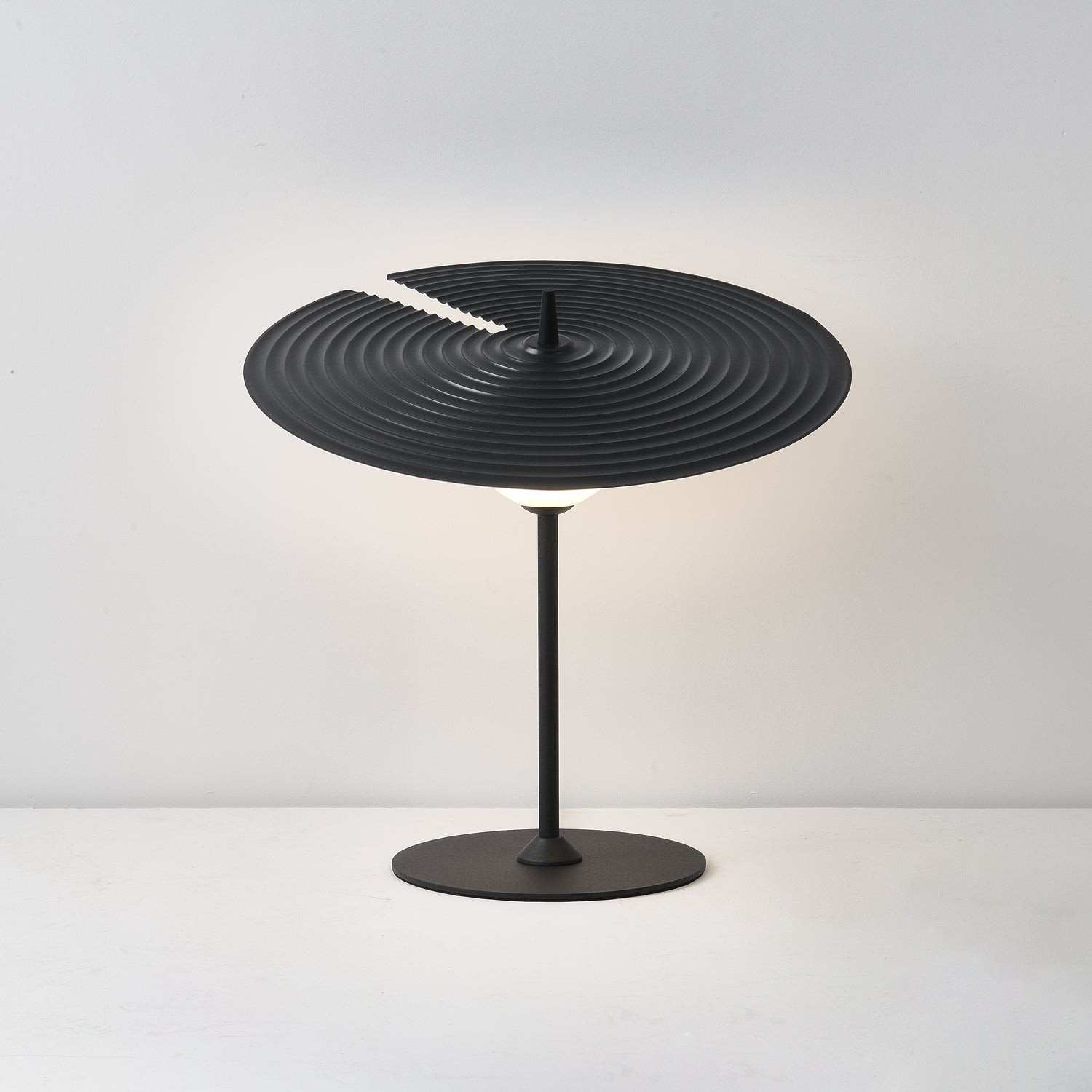 Modern Classic Record Table Lamp K852