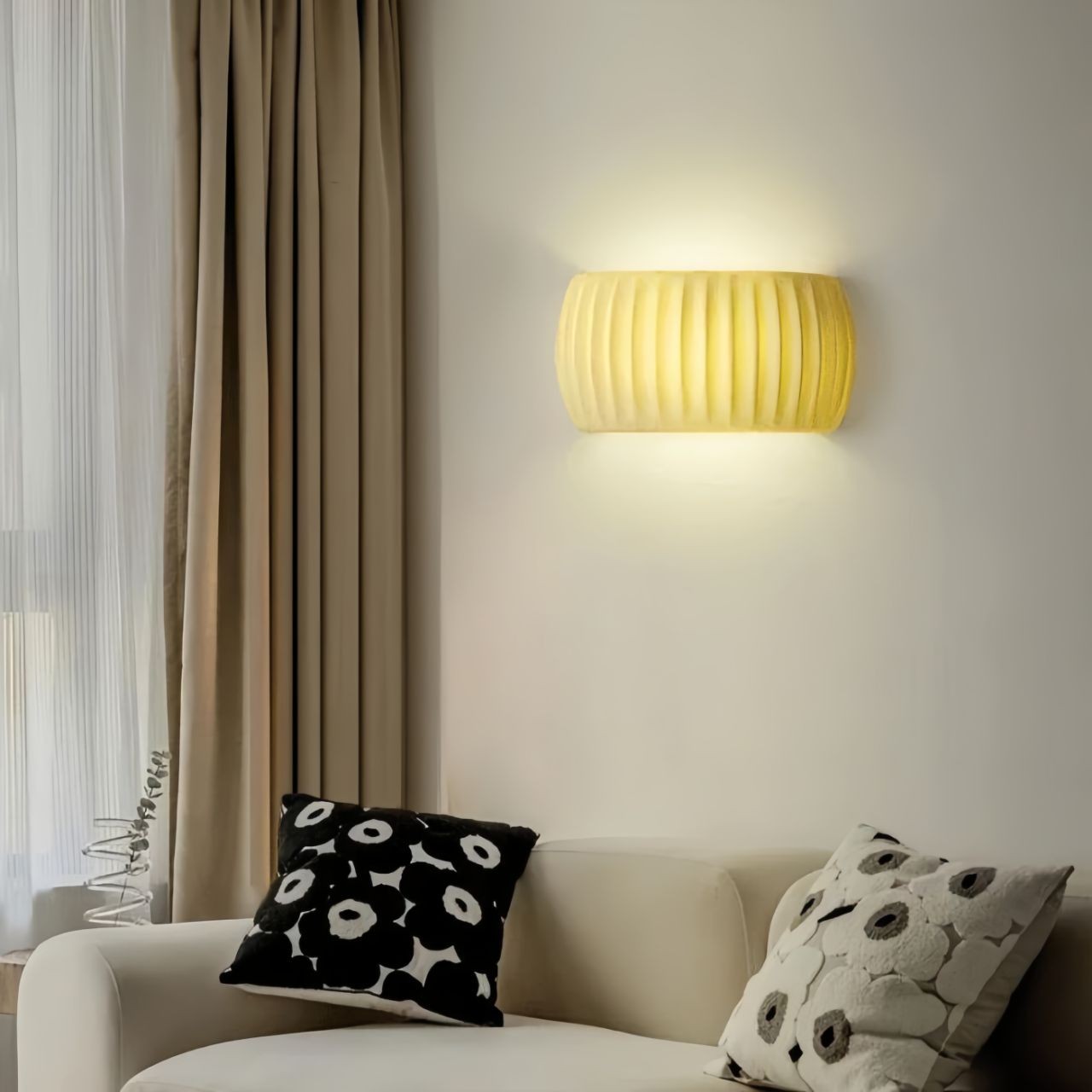 Nordic Minimalist Resin Ribbed Wall Sconce K136