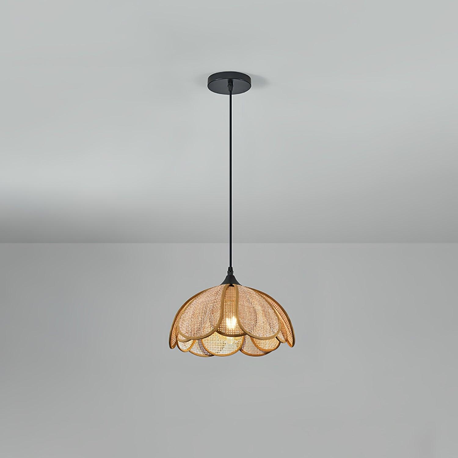 Bloom Rattan Pendant Lamp D358