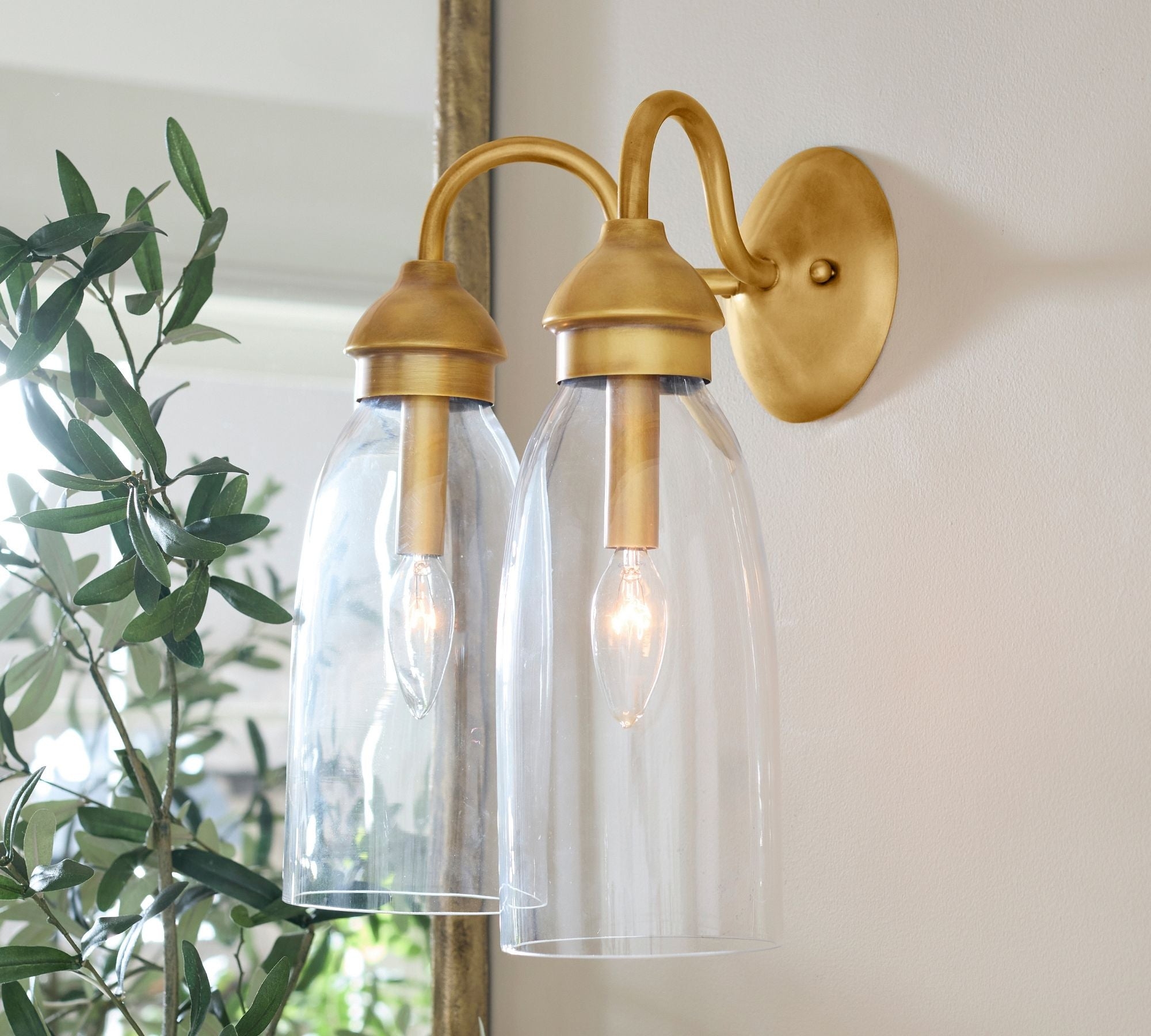 Halstead Wall Lamp D621