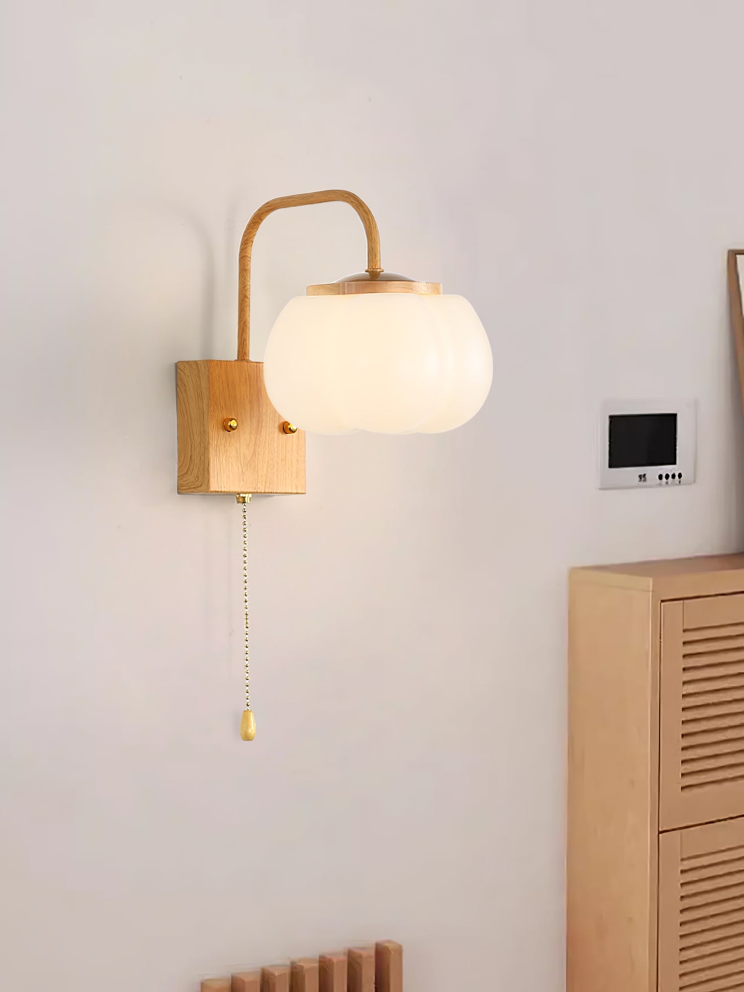 Kapok Flower Wall Lamp D419