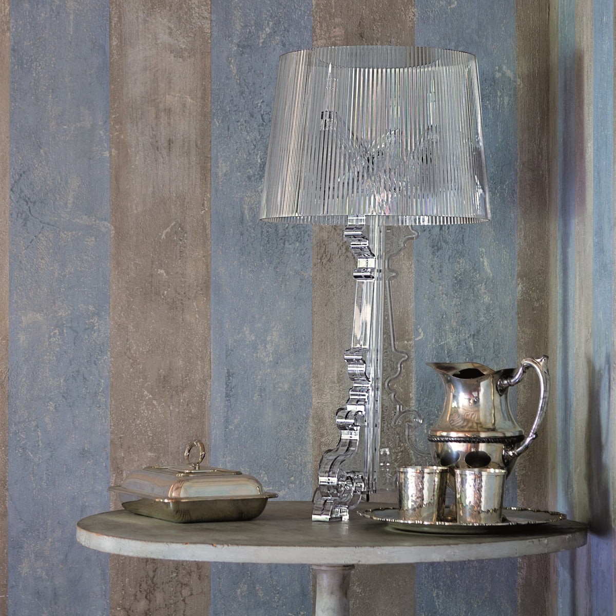Bourgie Table Lamp
