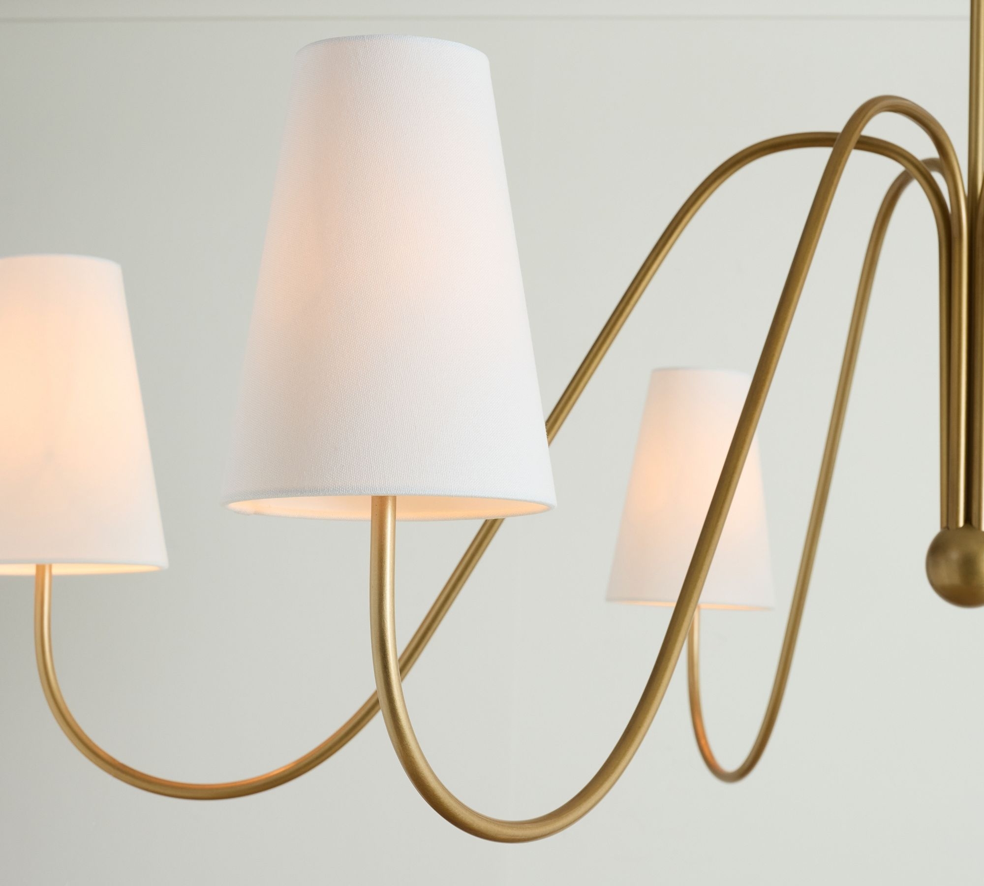 Gianna Curved Chandelier D640