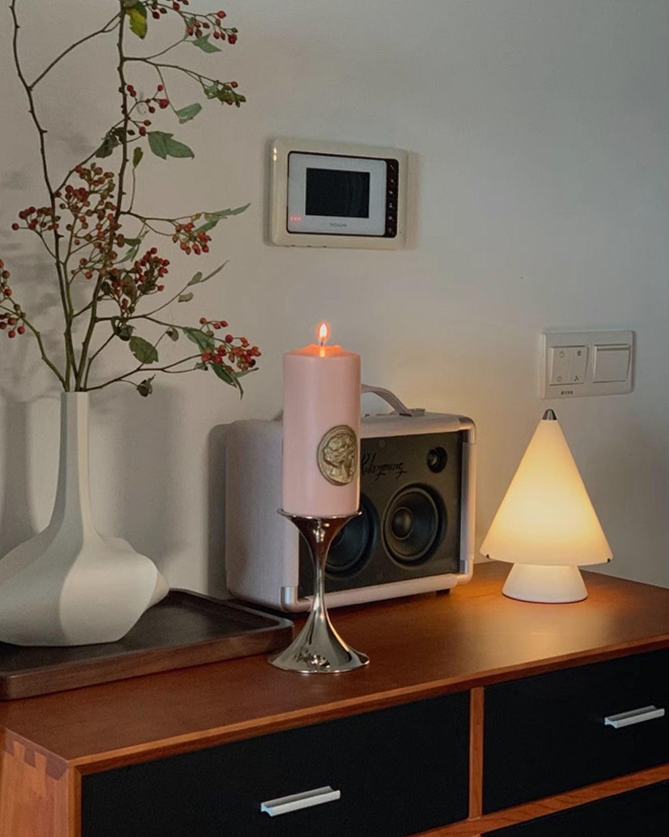 Spire-shaped Practical Fashionable Table Lamp K514