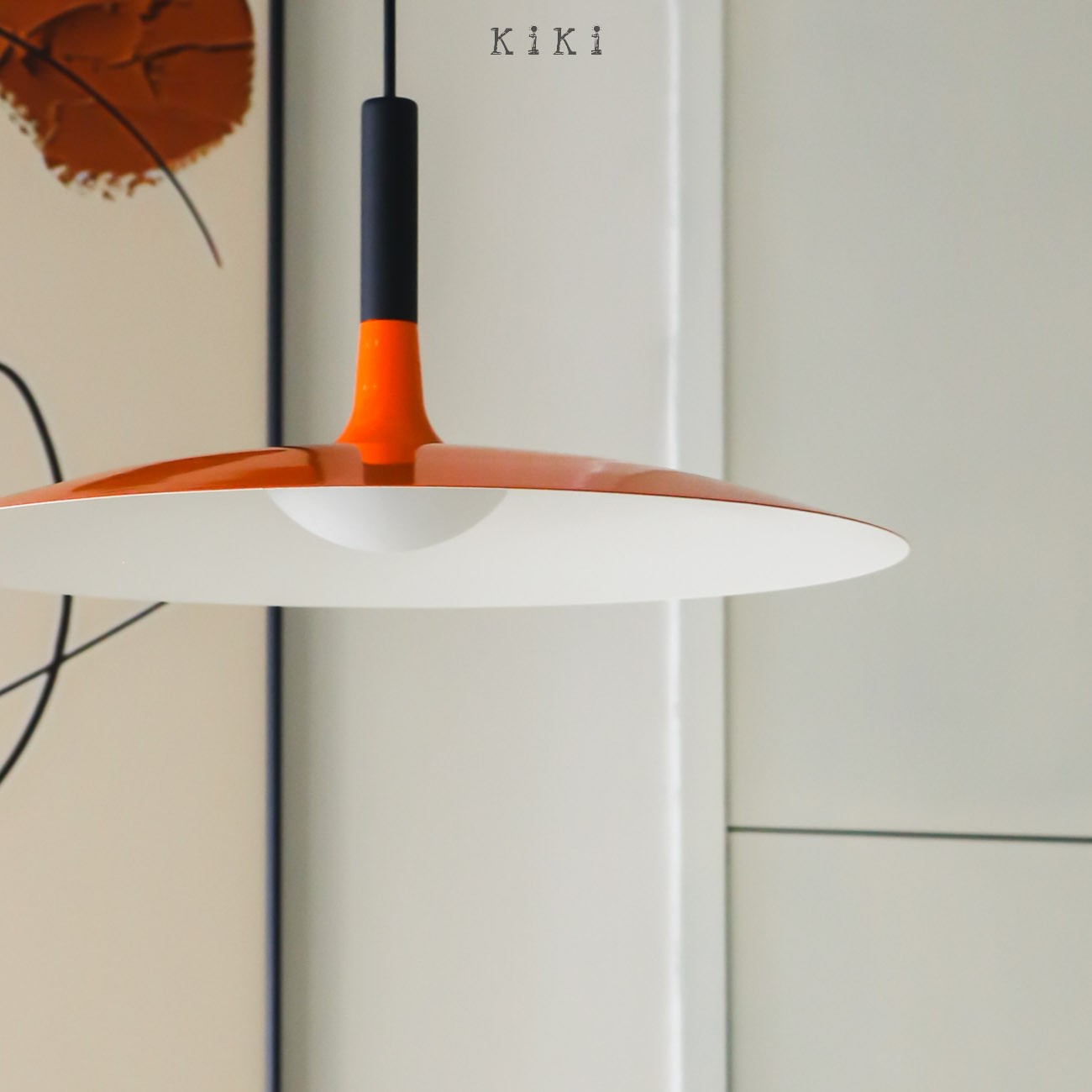 Vibrant Aplomb Large Pendant Light - Stylish Round Disc Pendan Light for Modern Interiors