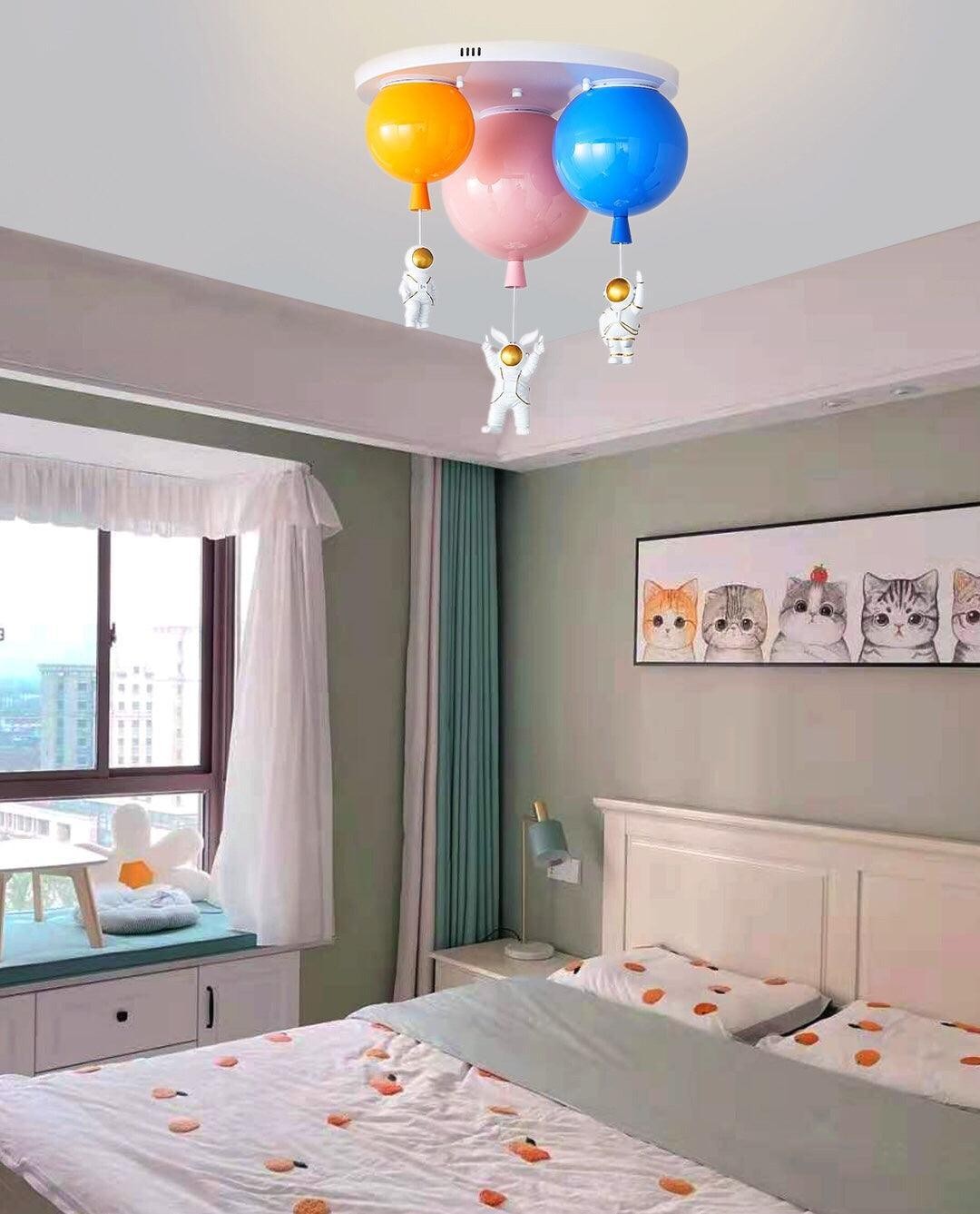Astronaut Glossy Balloon Ceiling Lamp K244