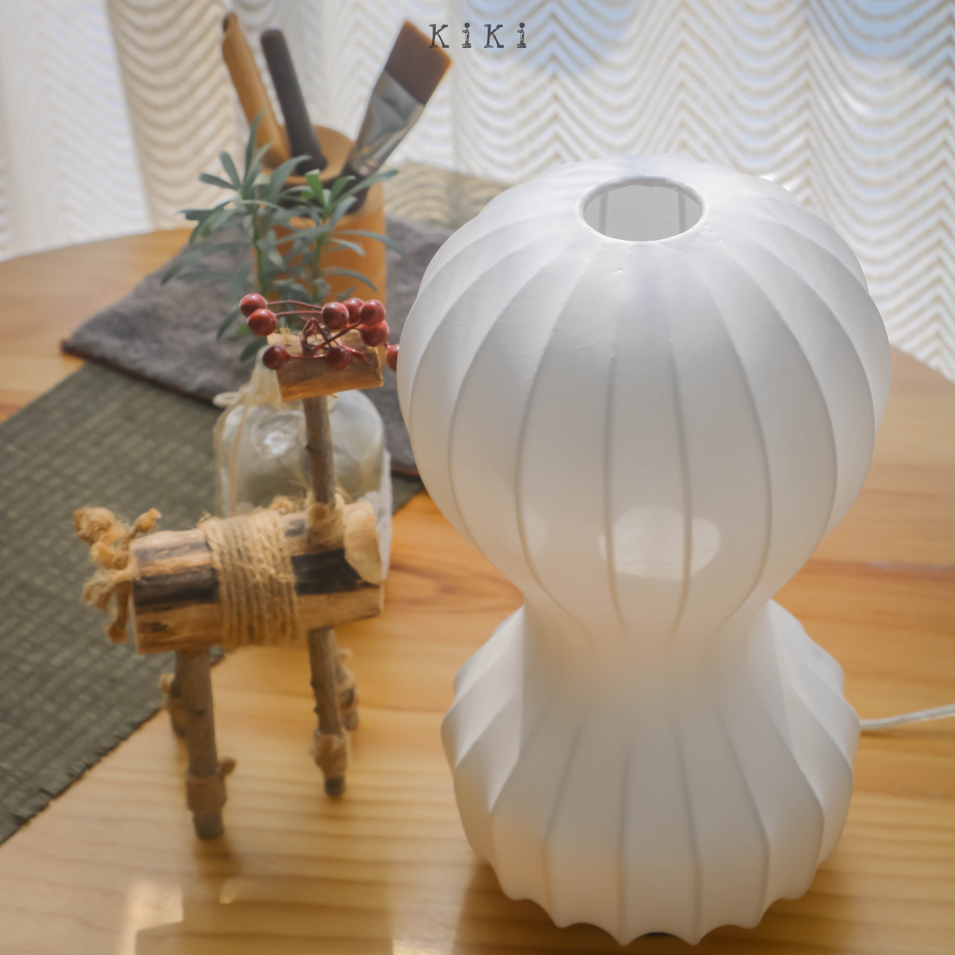 Gatto Table Lamp