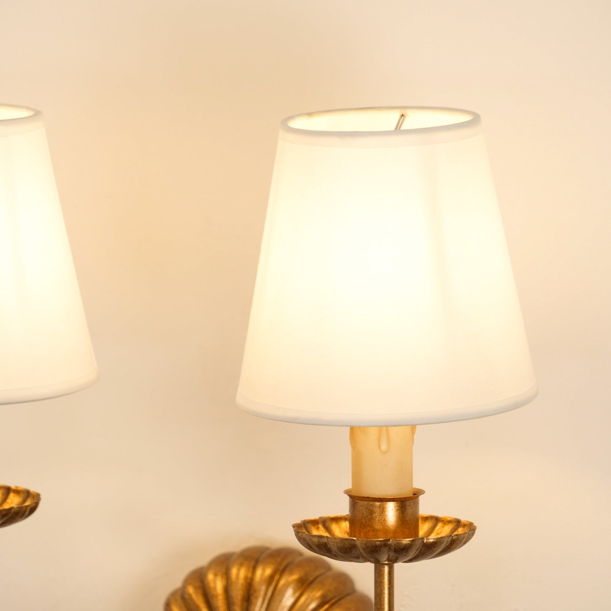 Catina Metal Wall Sconce with Fabric Shade – Stylish Accent Lighting for Home K1181