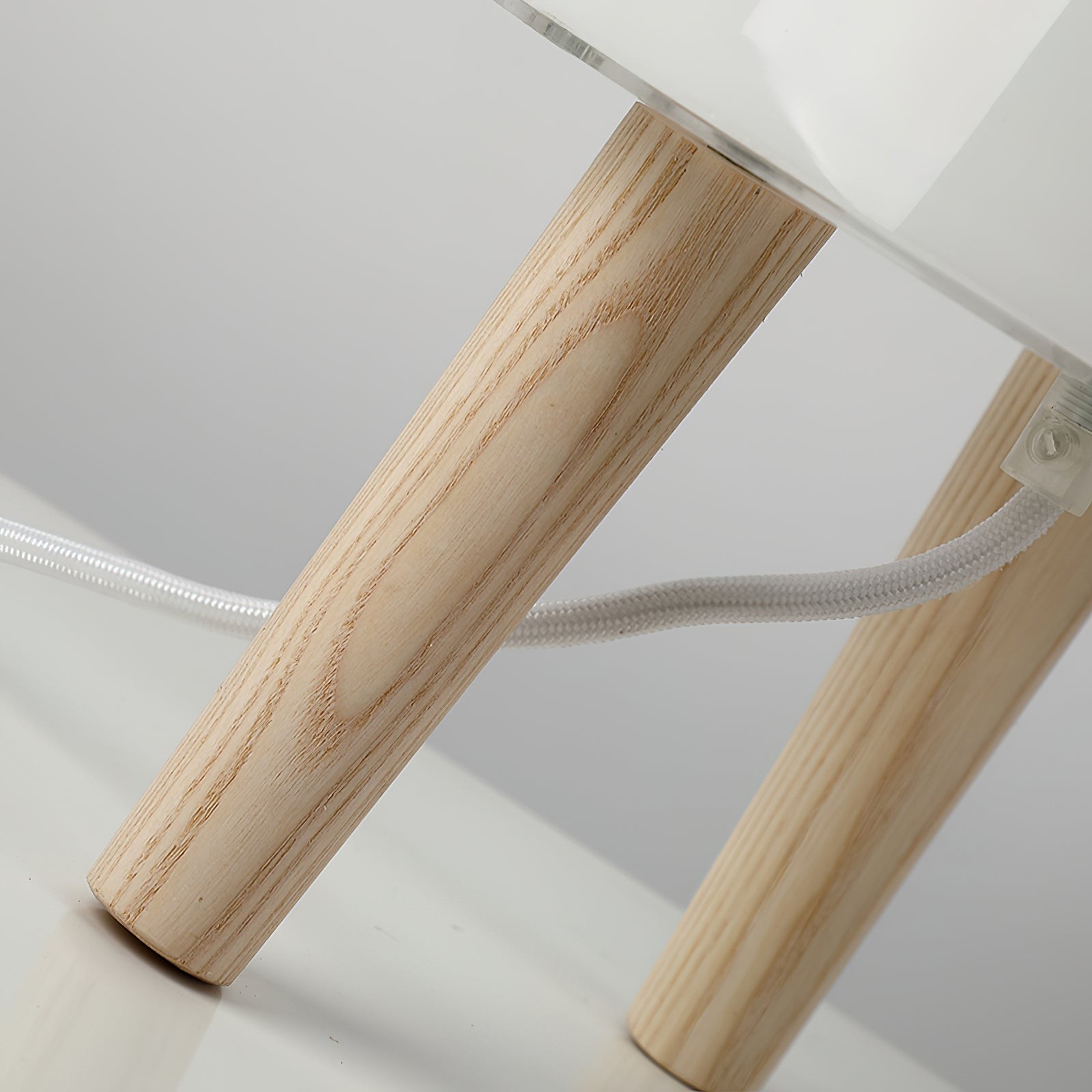 Nordic Wood Decorative Glass Table Lamp For Bedroom K506