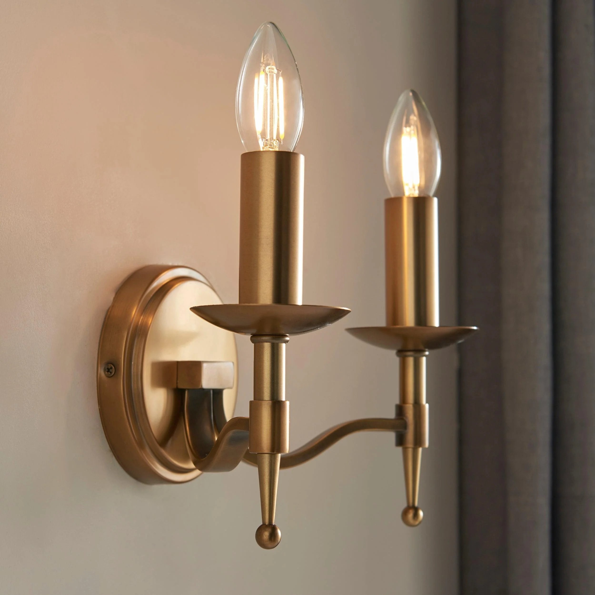 Tela Classic Wall Sconce Metal Wall Light - Elegant Wall Sconce Ideal for Hallway K1793