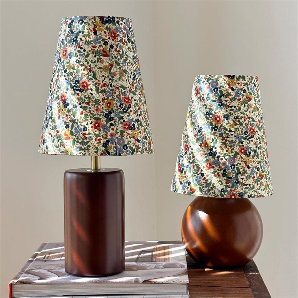 French Fabric Floral Wood Small Table Lamp For Bedroom K810