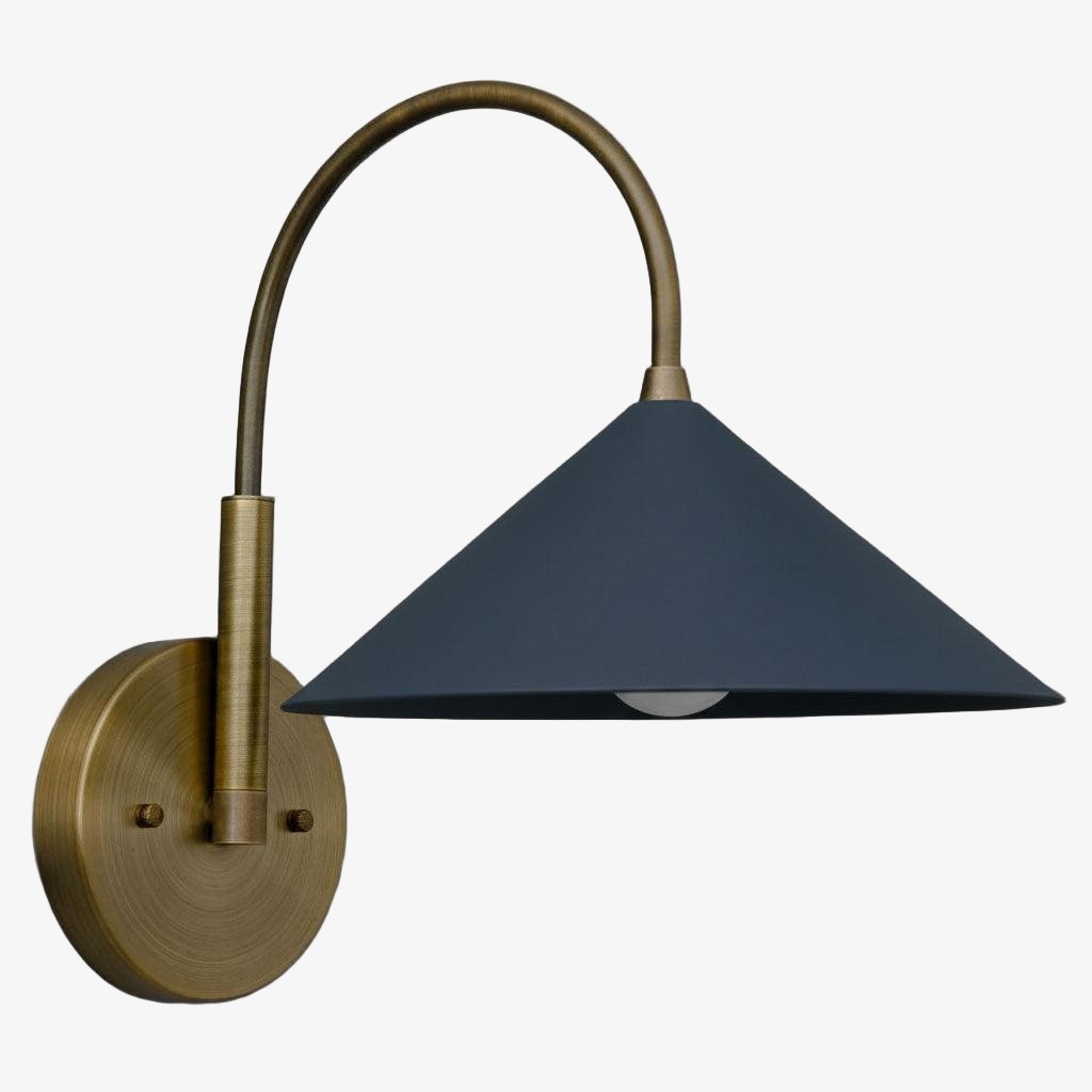 Curva Curved Metal Wall Sconce - Elegant Vintage Wall Lamp for Bedroom K1532