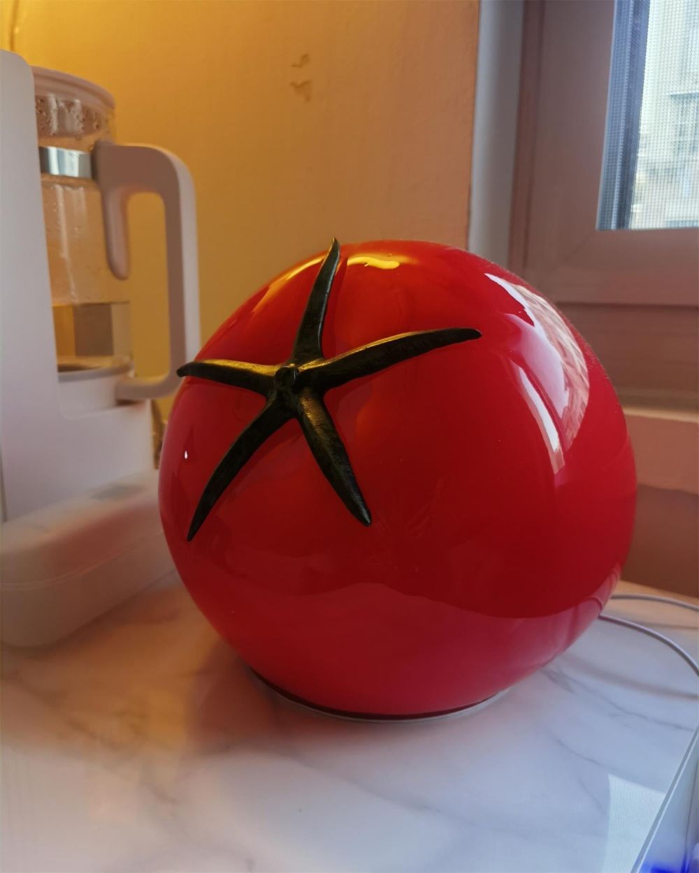 Modern Creative Design Tomato Lamp K52