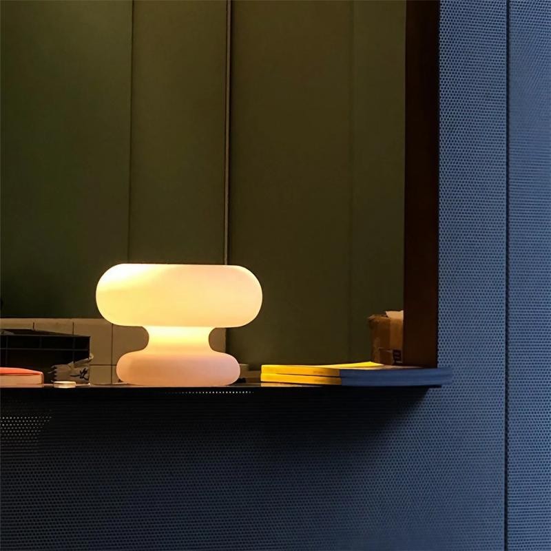 Minimalist Bauhaus White Mushroom Table Lamp K22