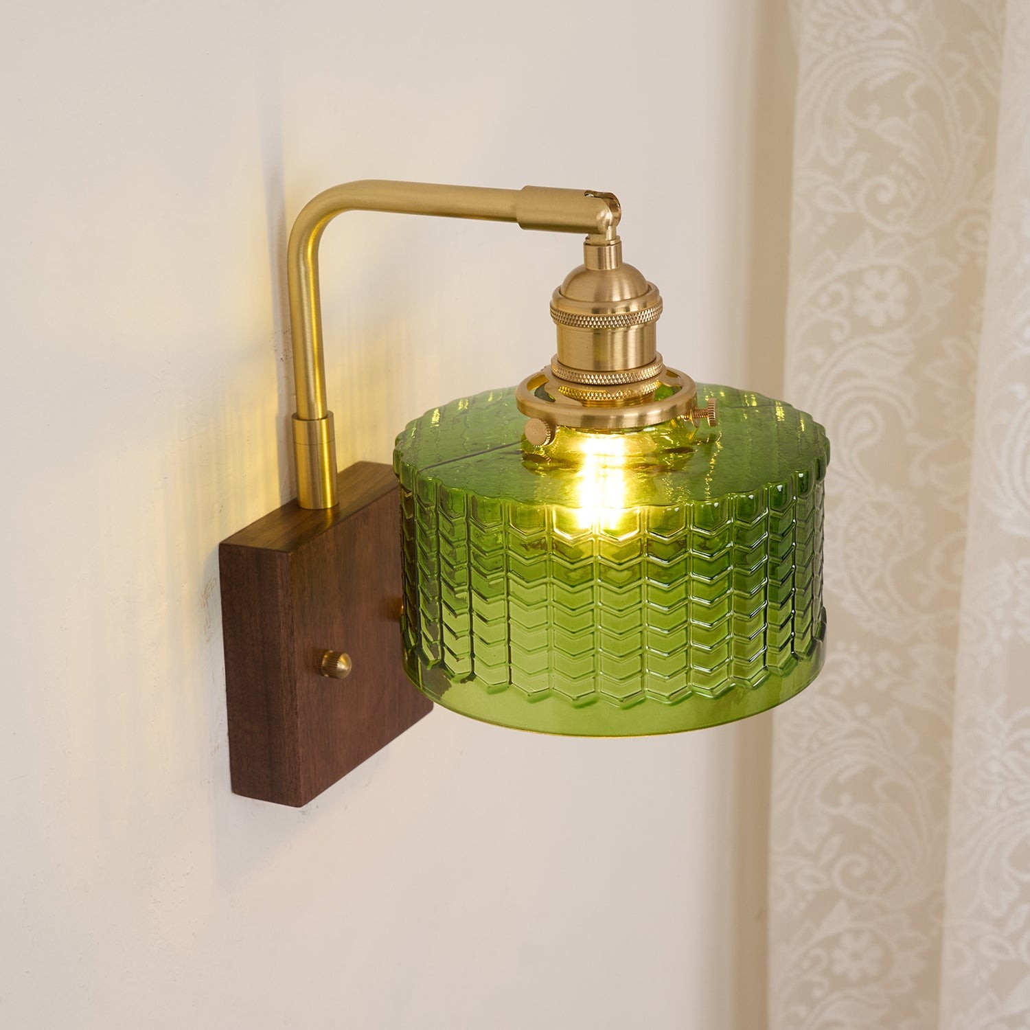 Fashion Wall Lamp for Bedroom K304