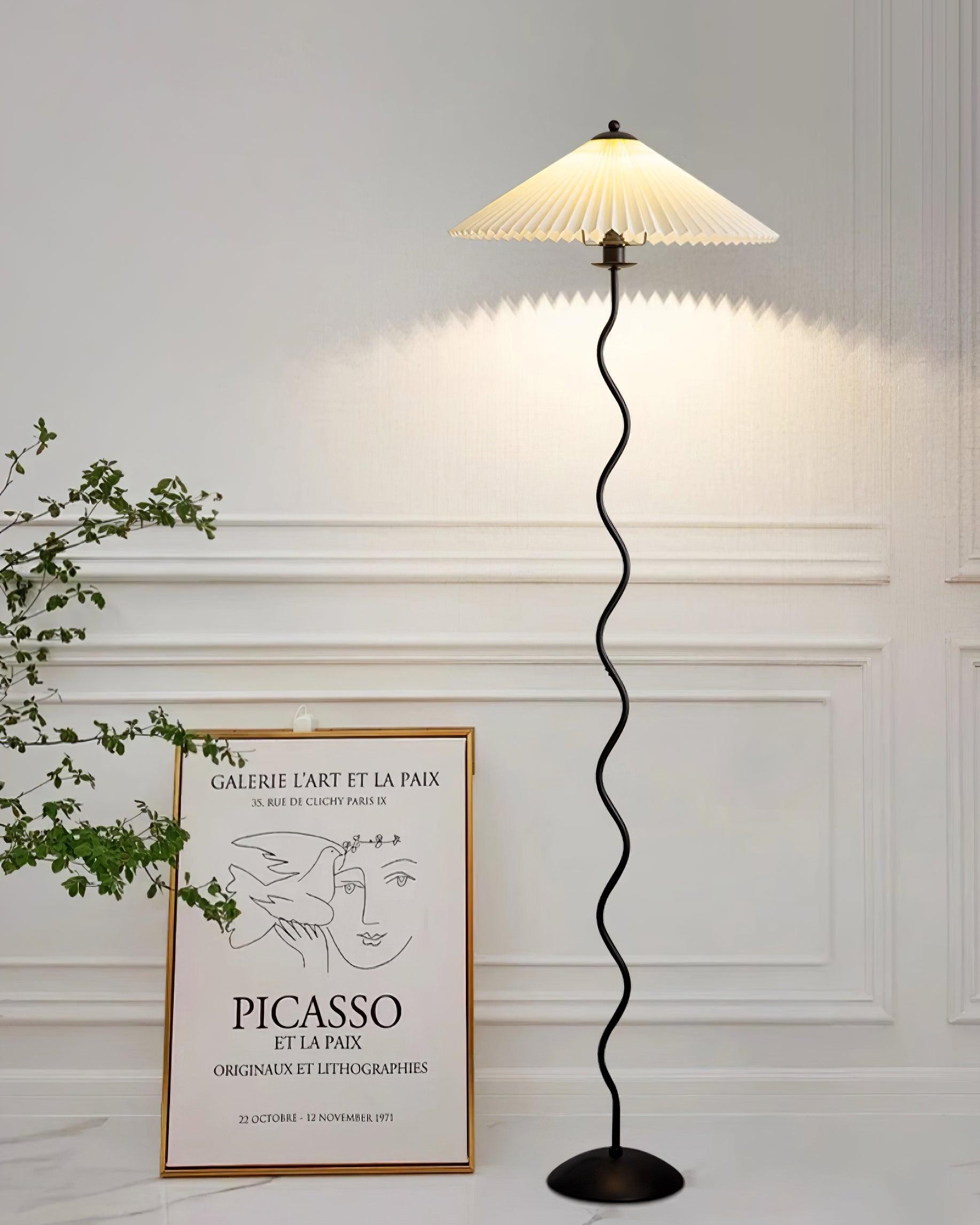 Waveform Exclusive Floor Lamp K672