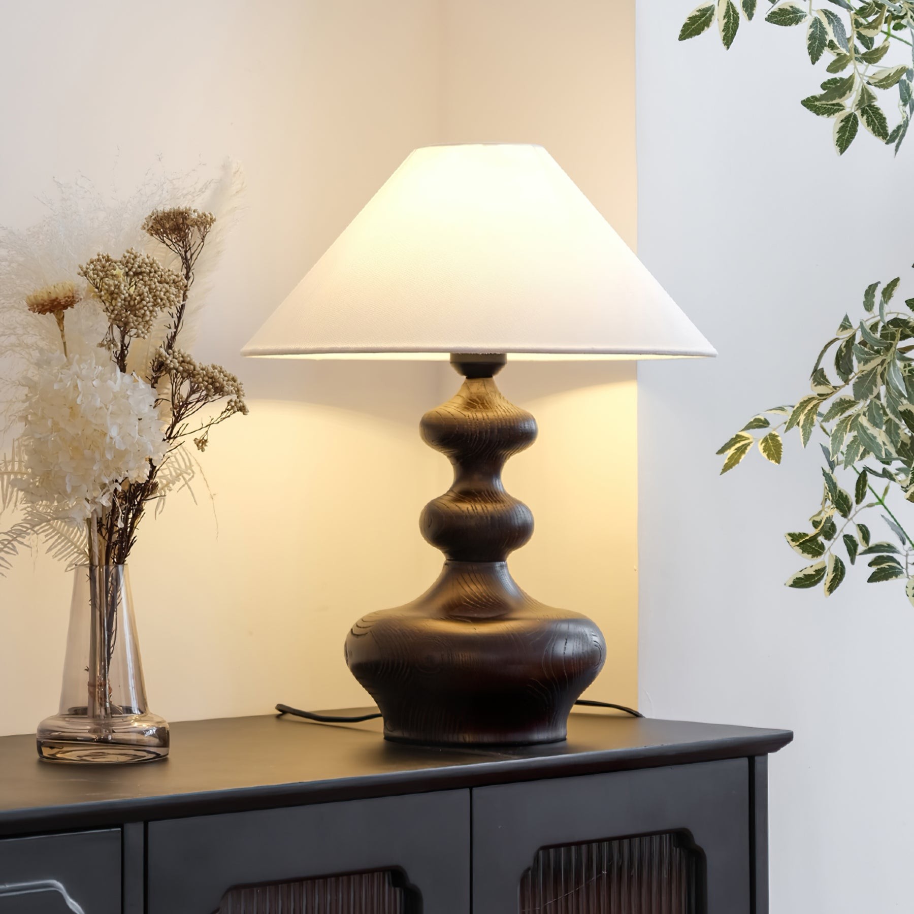 Nordic Retro Solid Wood Table Lamp K340