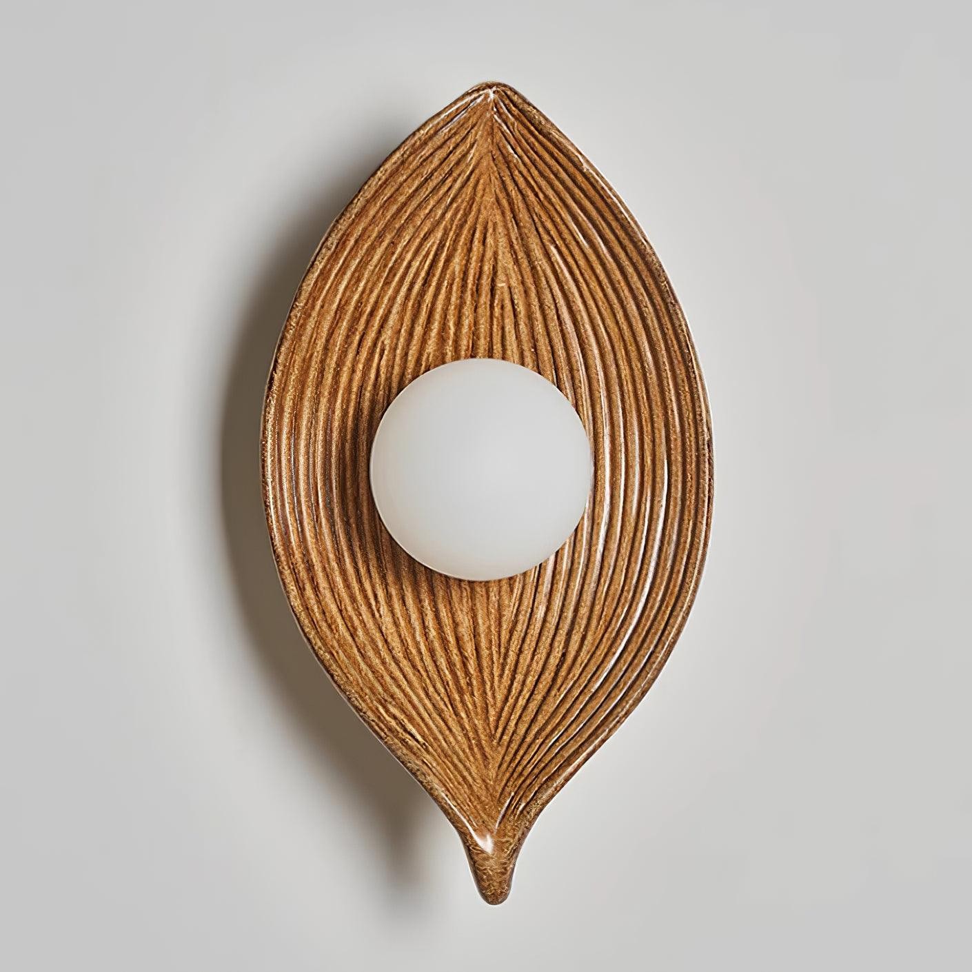 Contemporary Nordic Leaf Resin Wall Light K448