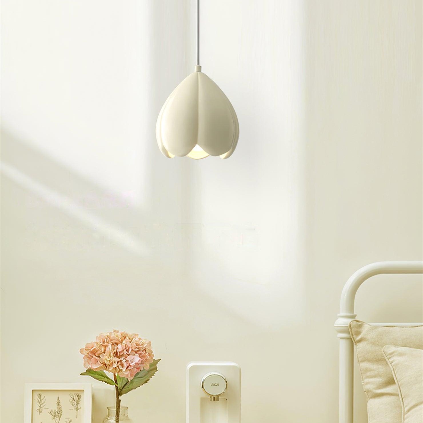 French Style Flower Bud Pendant Lamp K145