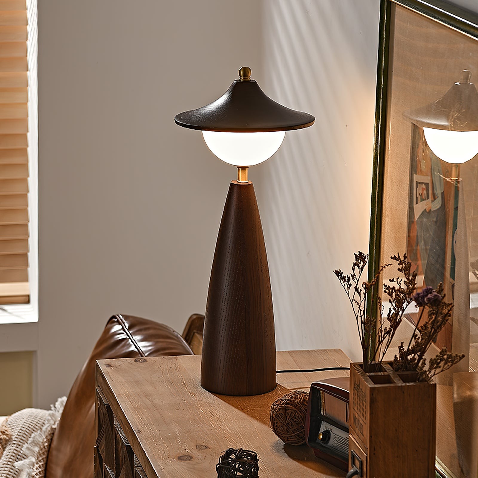 French Retro LED Bedside Table Lamp for Bedroom K719