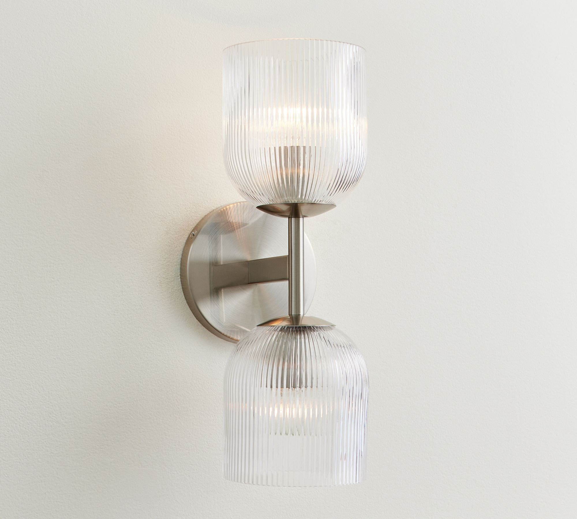 Bravira Ribbed Glass Wall Sconce - Wall Light for Living Room and Hallway K1326