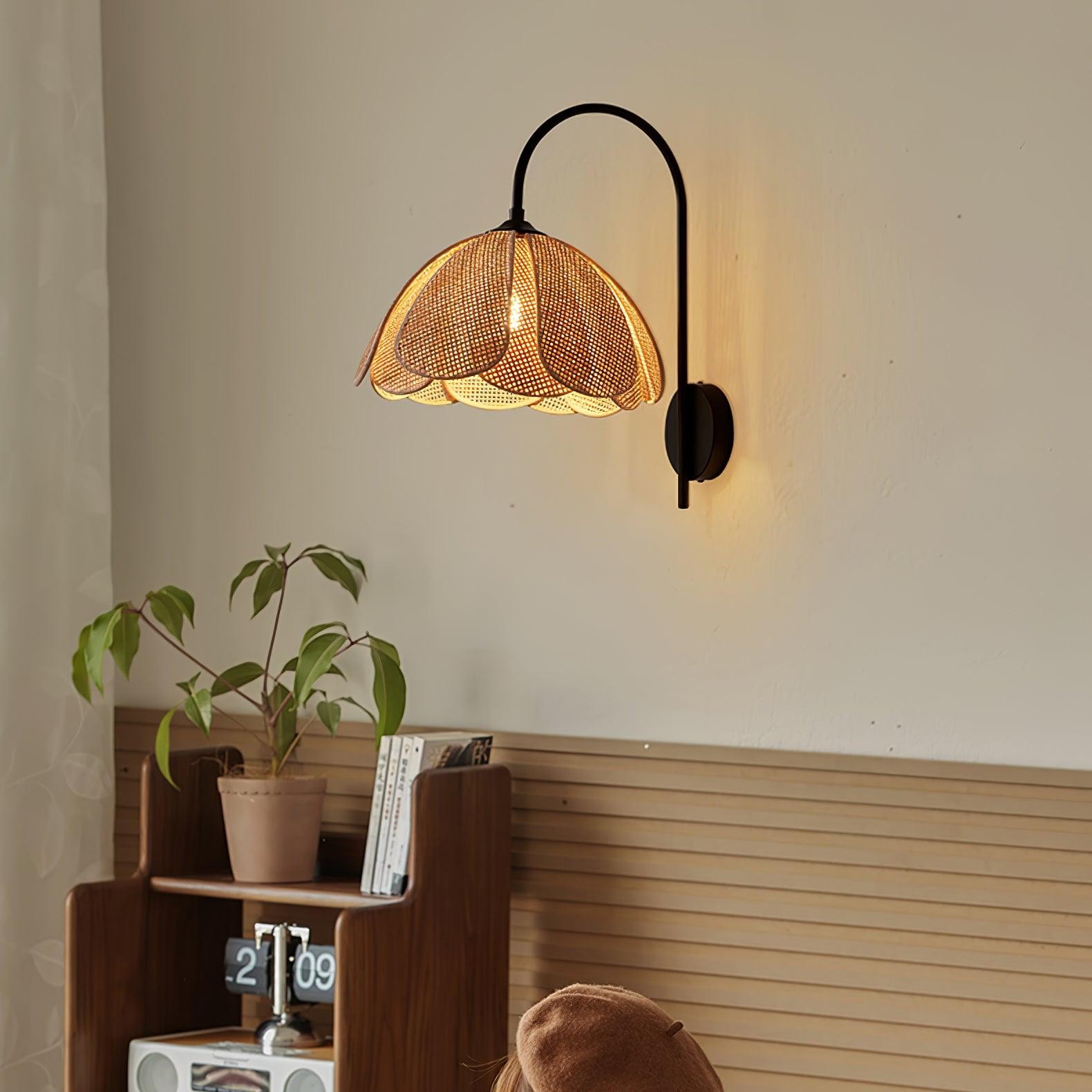 Rattan Petal Wall Lamp K613