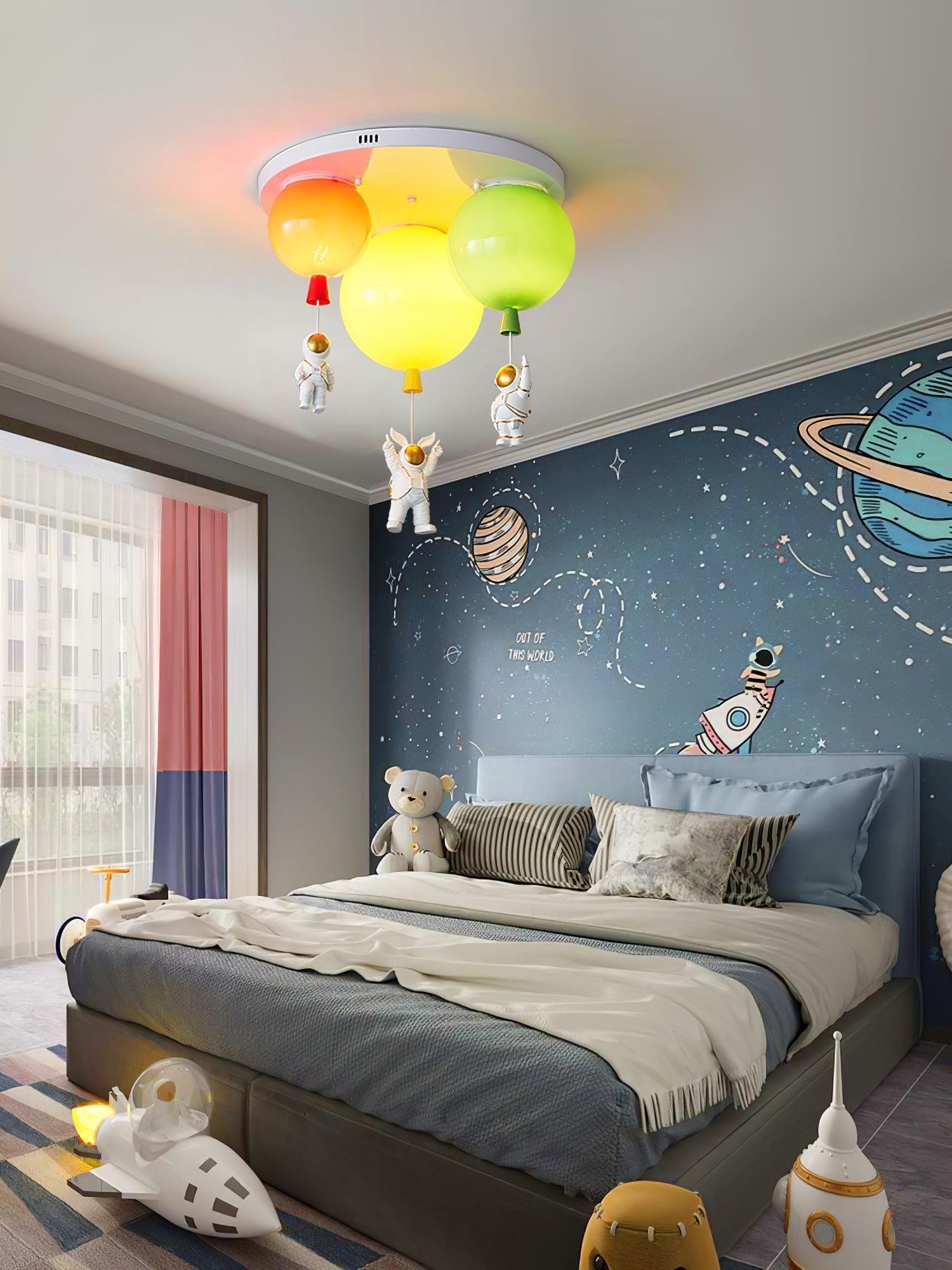 Astronaut Glossy Balloon Ceiling Lamp K244