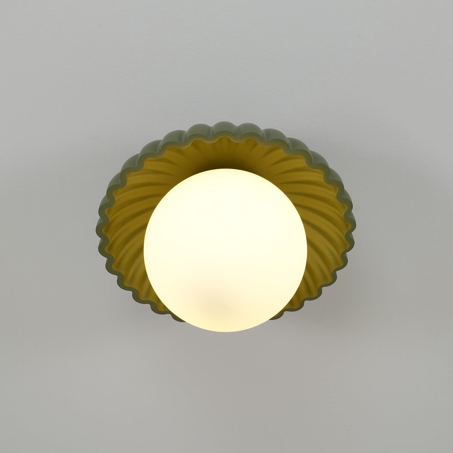 Alien Cream Ceiling Light - Resin Flower Ceiling Lamp for Living Room and Kitchen K227
