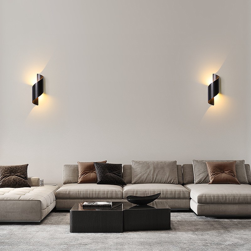 Modern Curl Twisted LED Wall Light K517