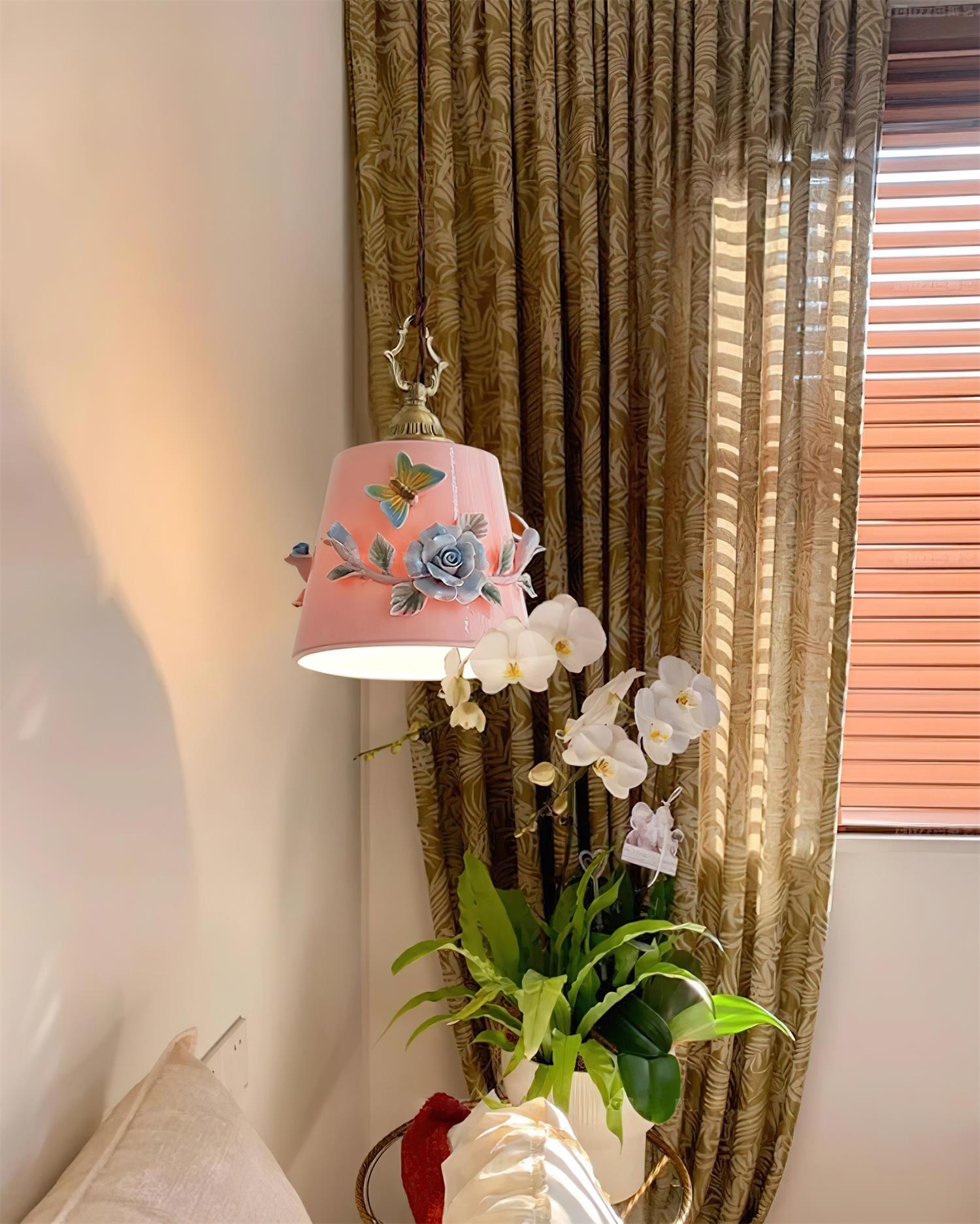 Eden Petal Pendant Lamp D117