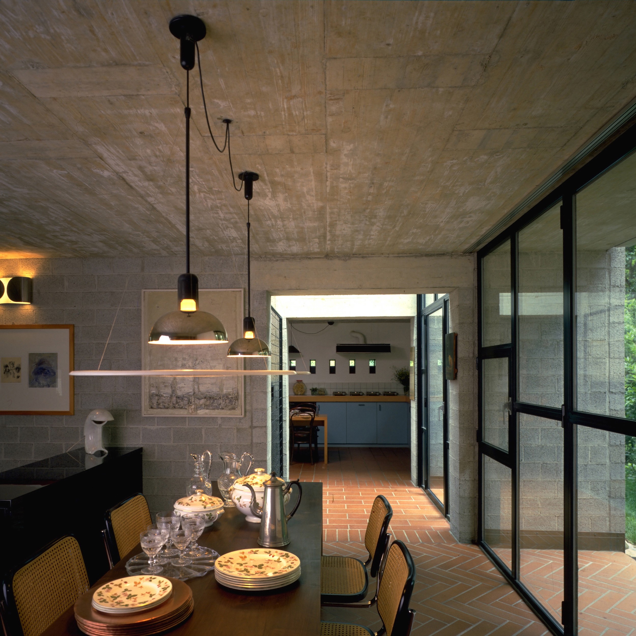 Frisbi Pendant Light