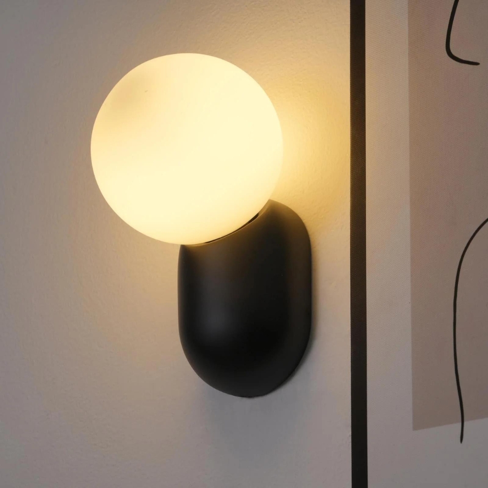 Luma Nordic Glass Orb Wall Light D784