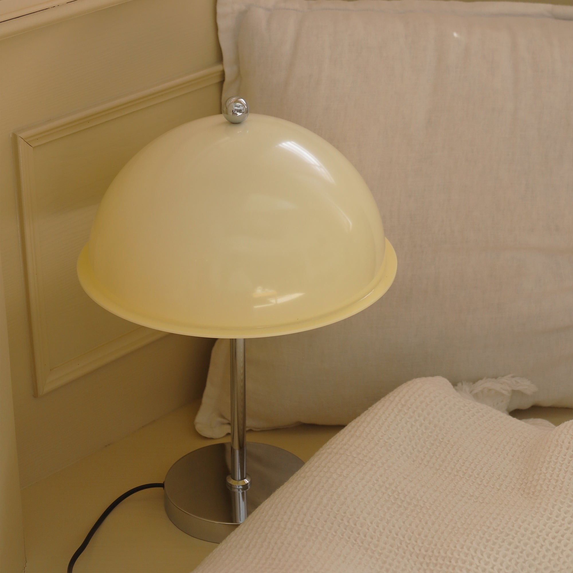 Edinburgh Table Lamp K1014