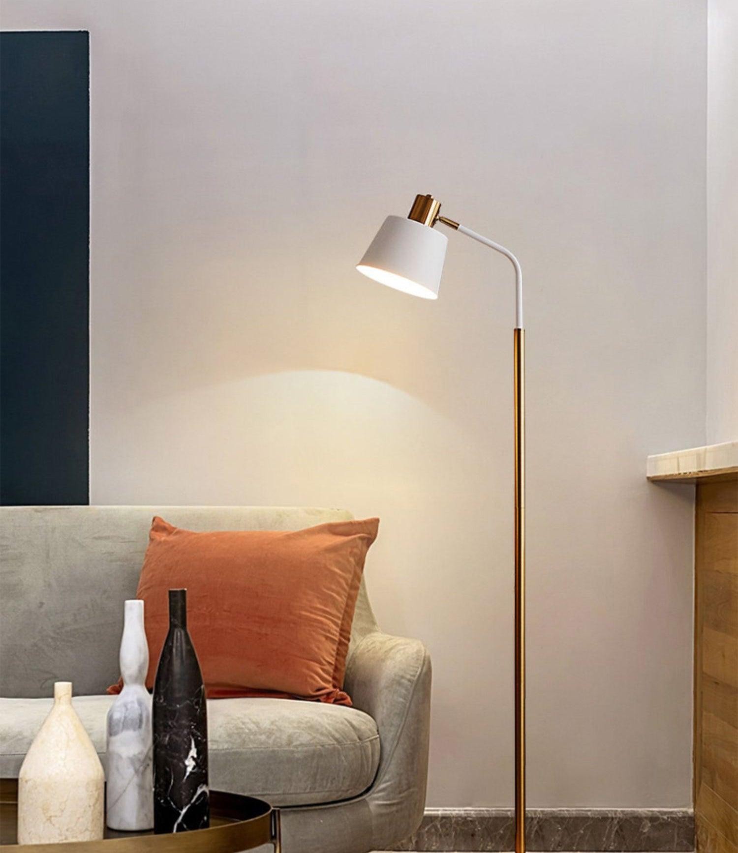 Modern Simple Luxury Metal Color Blocking Floor Lamp K370