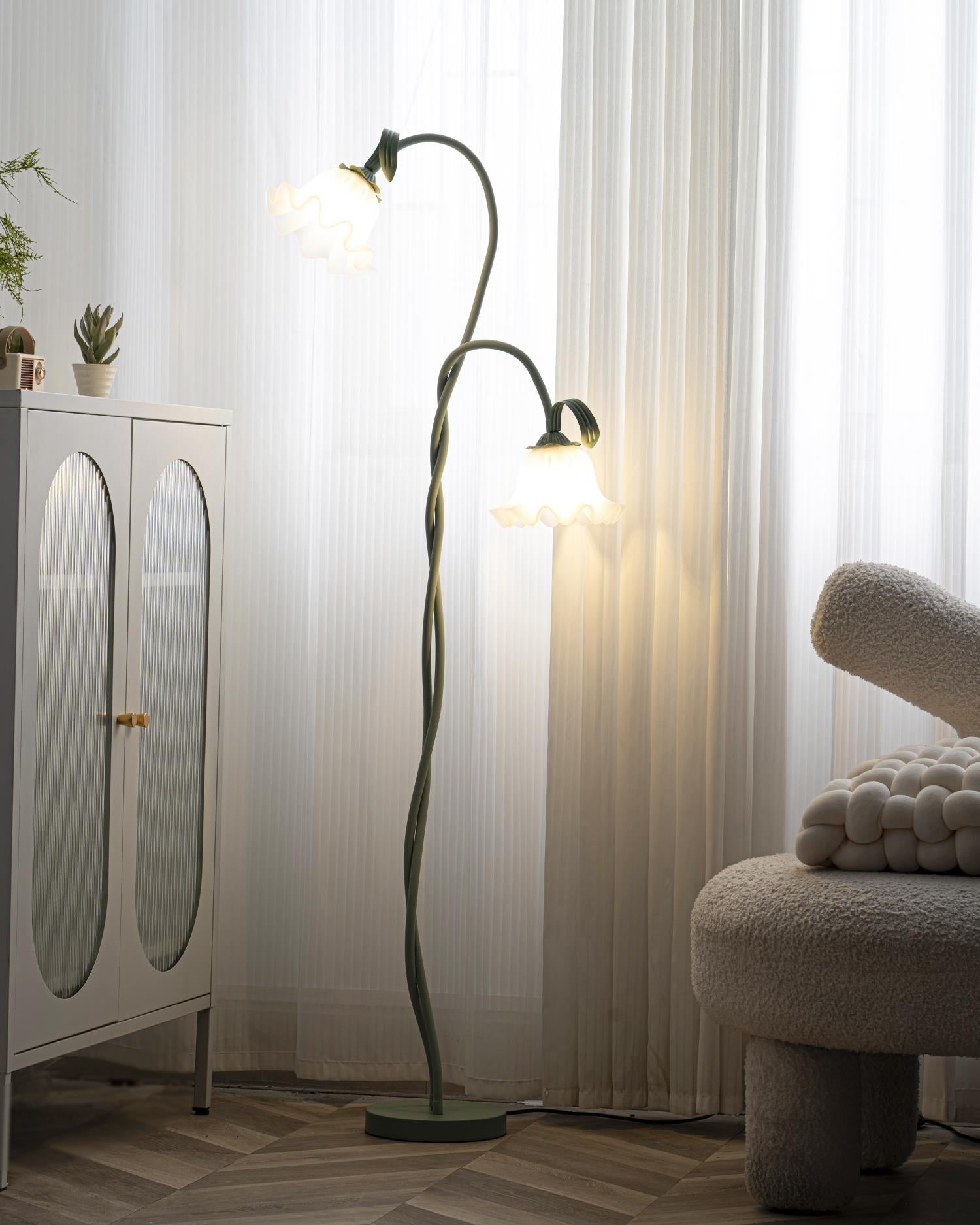 Creative Multi-Head Winding Flower Shape Floor Lamp K286
