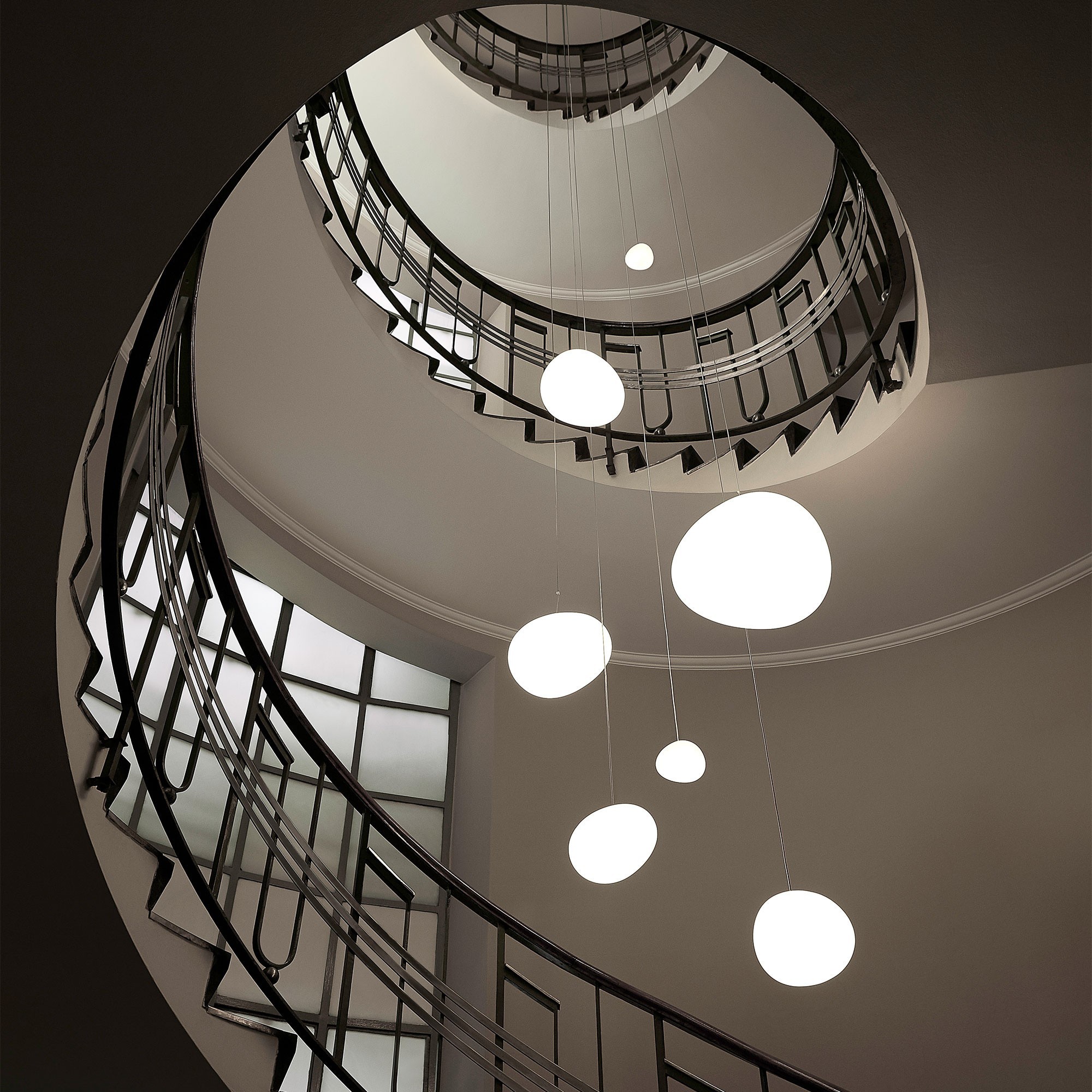 Pebble Shape Pendant Light - Nordic Glass Pendant light for Dining Room K797