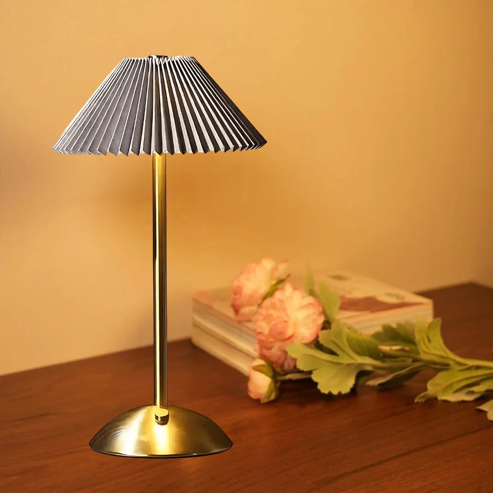 The Freedom Radiance Wireless Table Lamp D845
