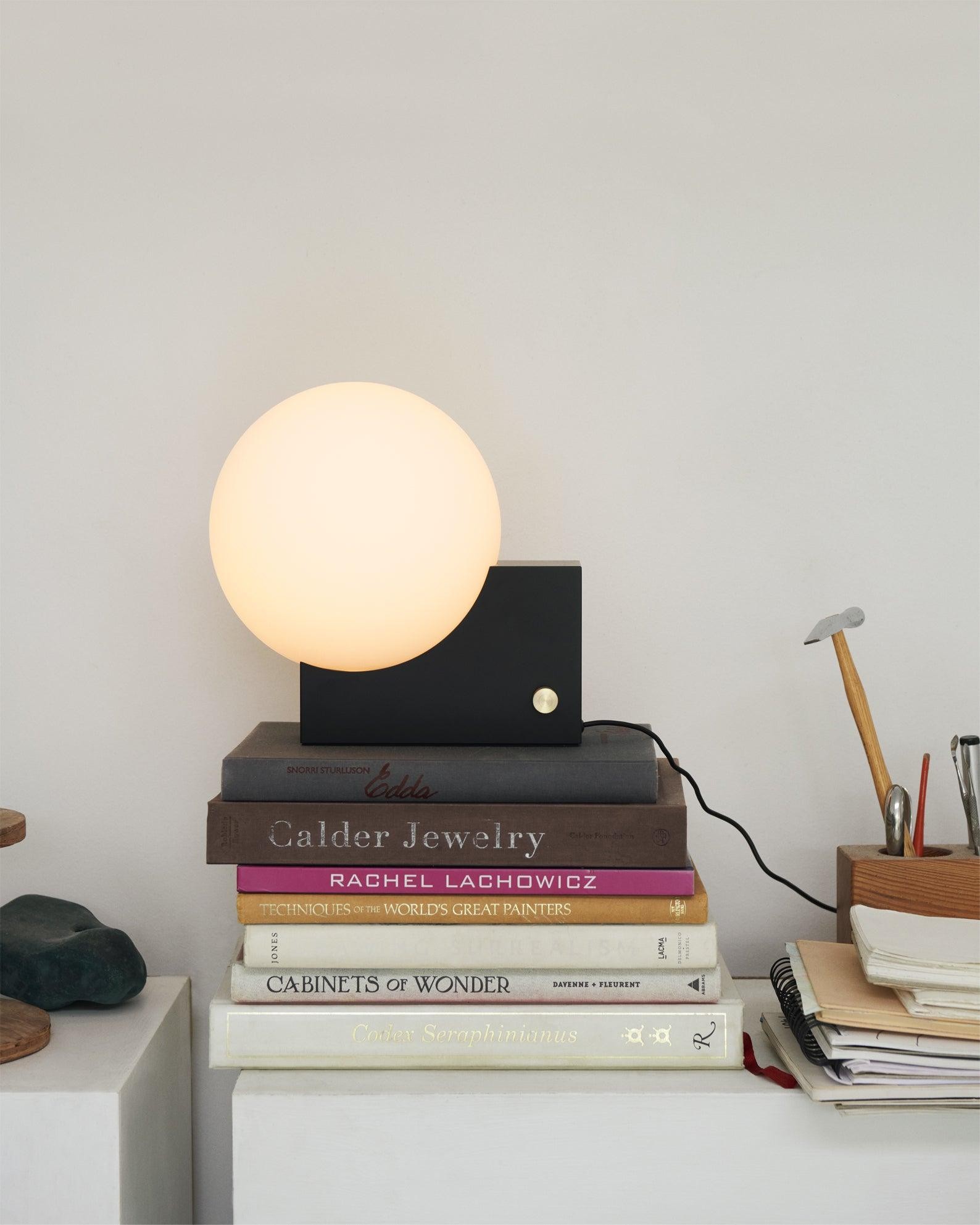 Geometric Lamp Base Glass Globe Table Lamp K399