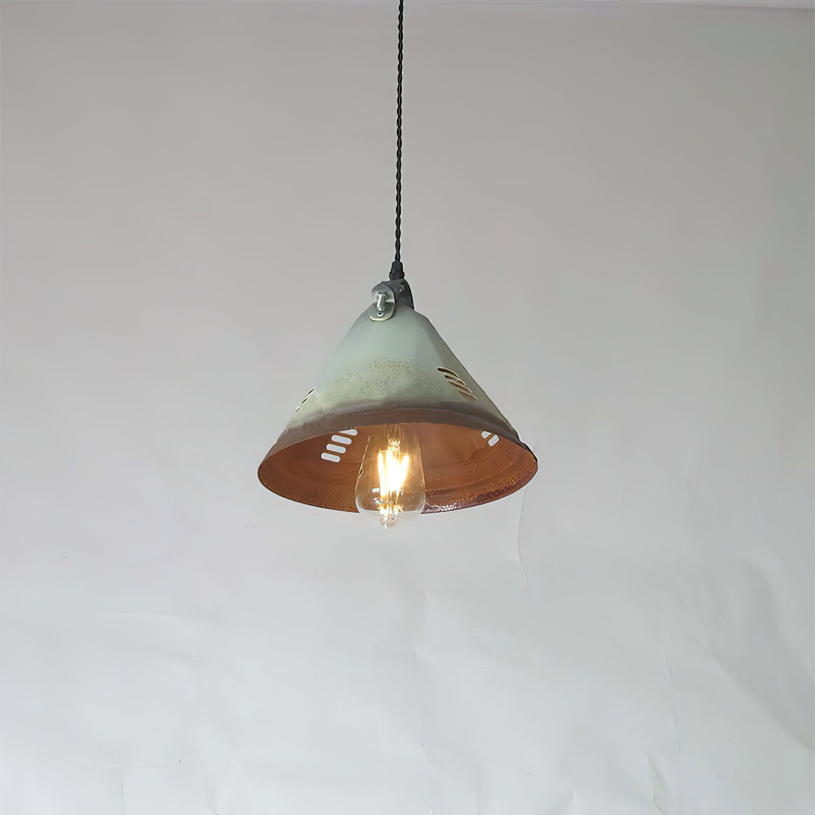 Stella Pendant Light D474