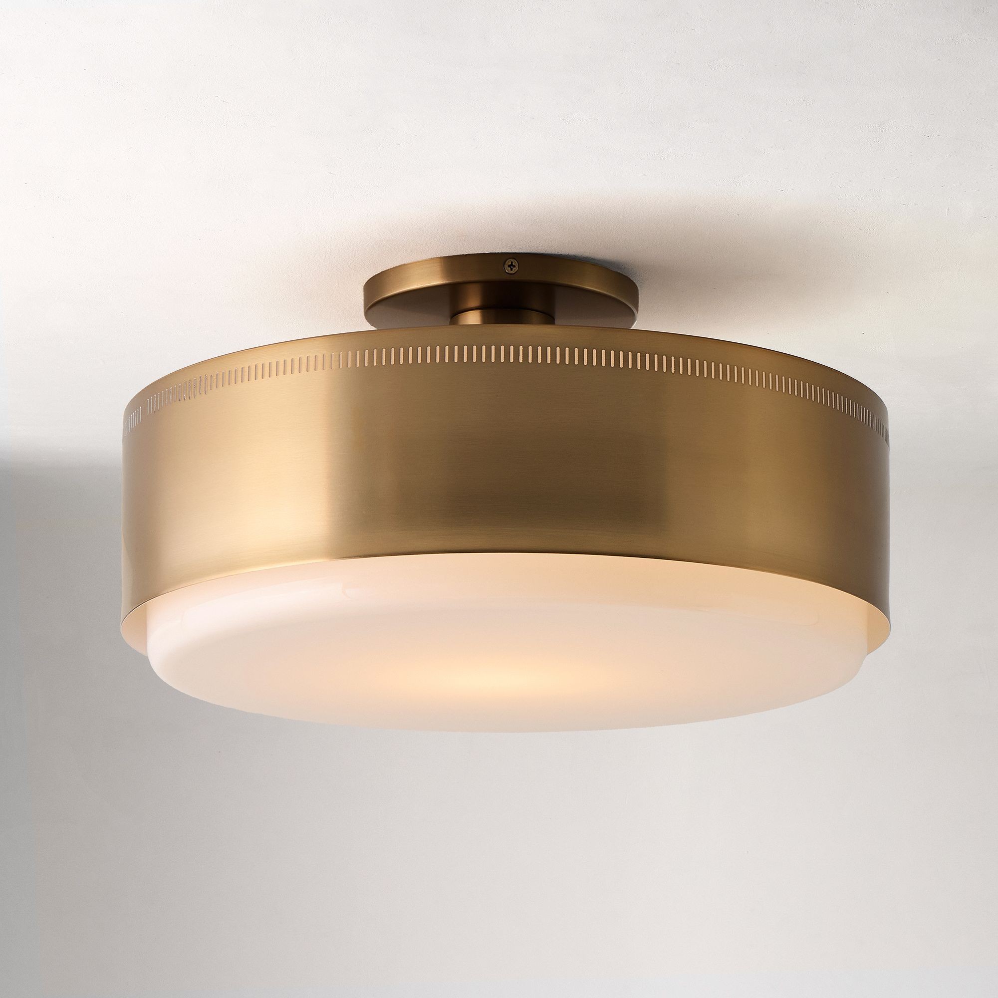 Bolvira Metal Flush Mount - Contemporary Ceiling Light with Subtle Glow K1322