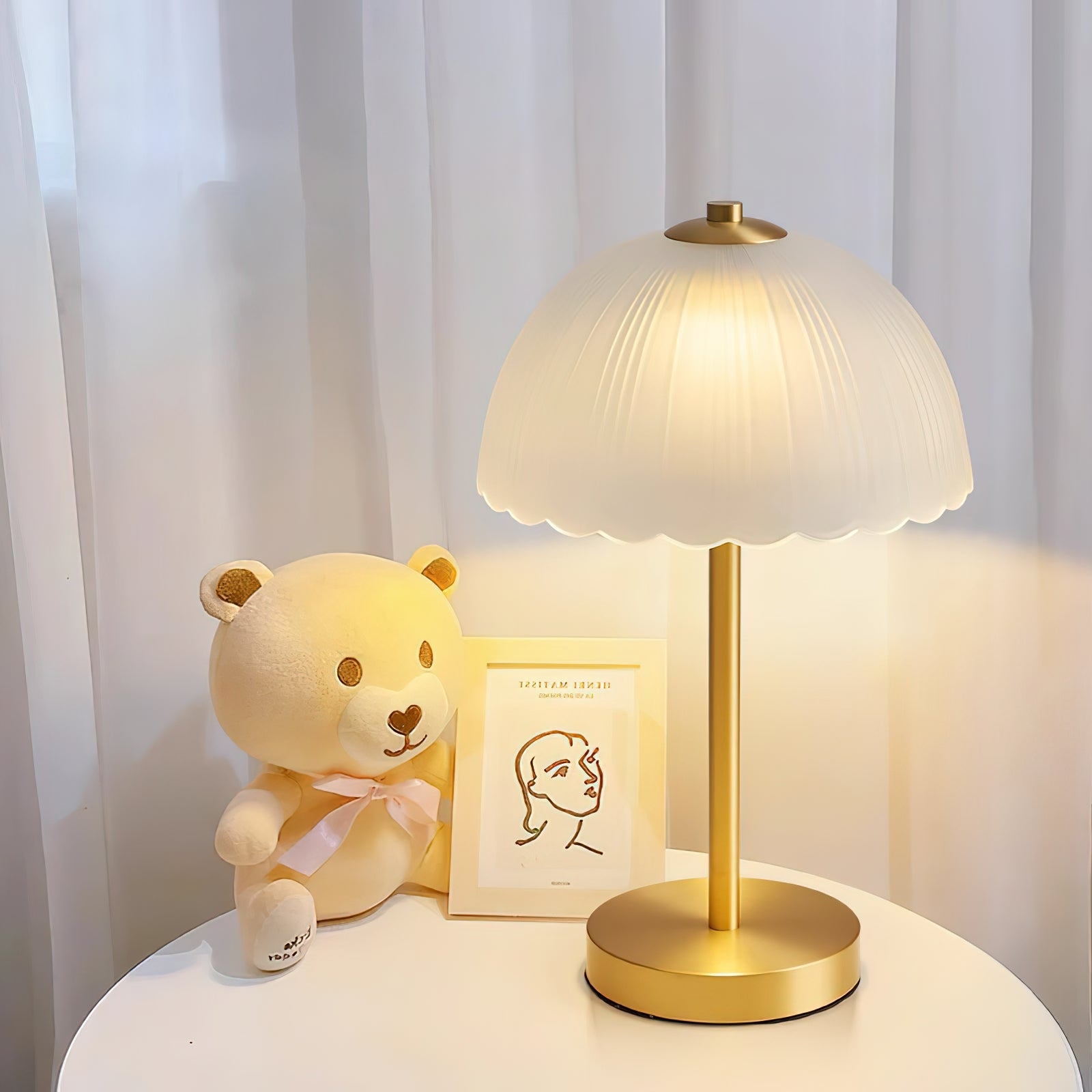 Small Umbrella Table Lamp D441