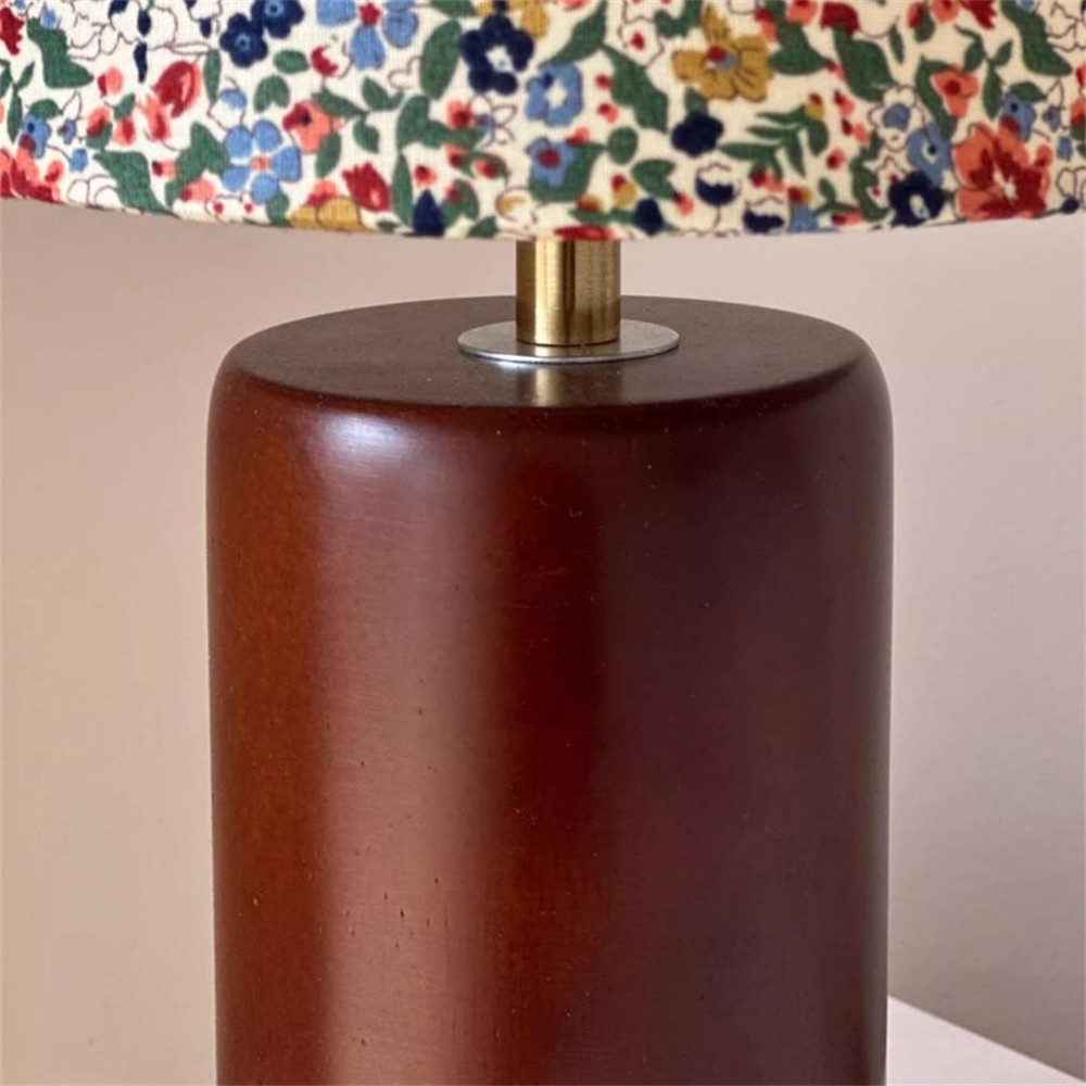 French Fabric Floral Wood Small Table Lamp For Bedroom K810