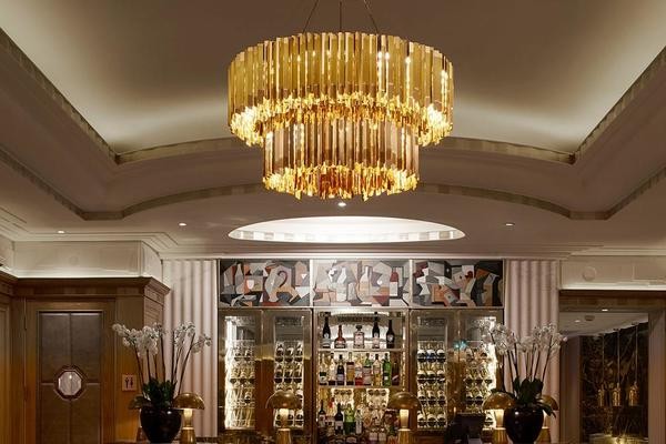 Facet Chandelier Collection
