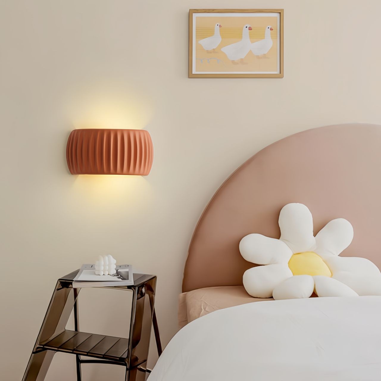 Nordic Minimalist Resin Ribbed Wall Sconce K136