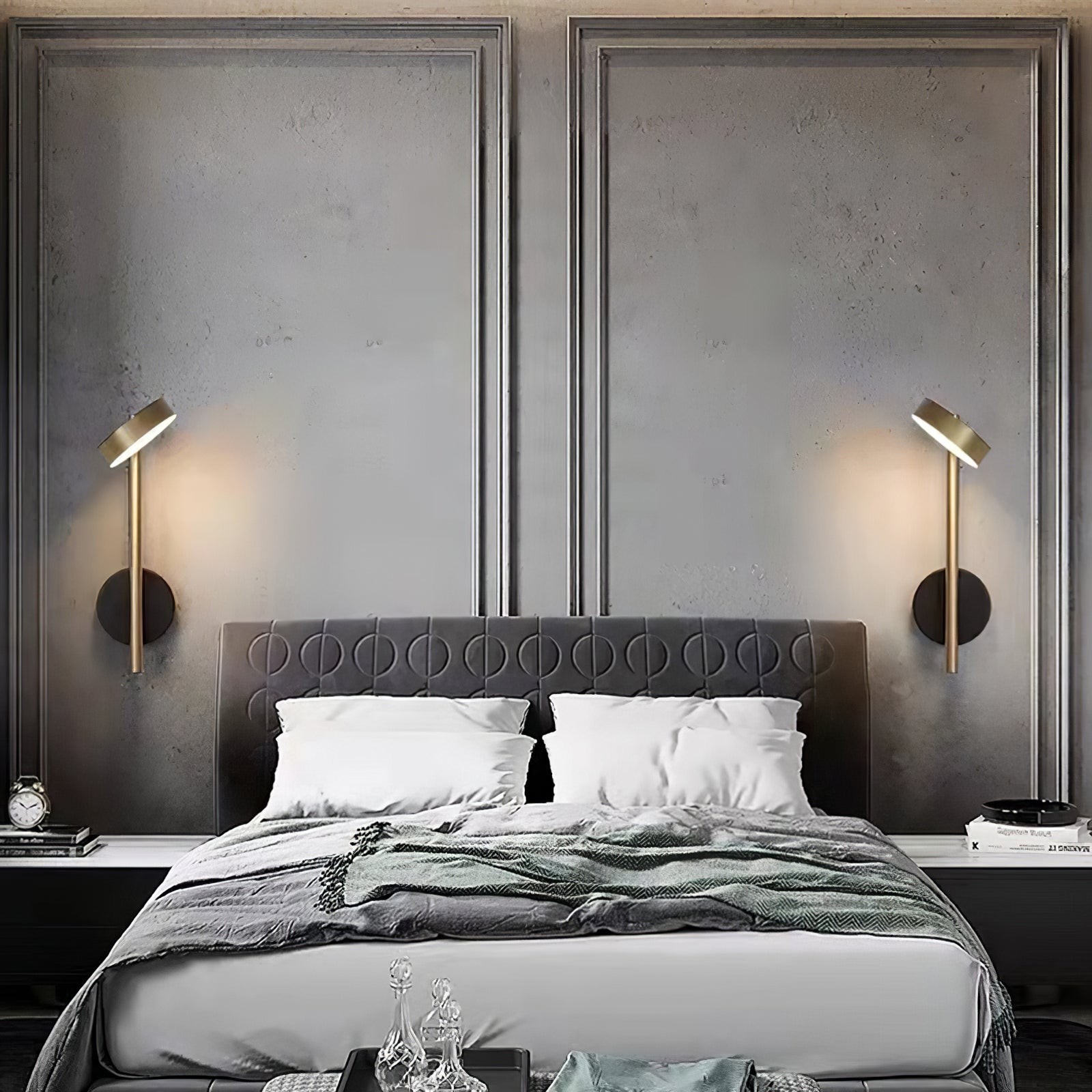 Italian Simple Round Metal Wall Lamp K364
