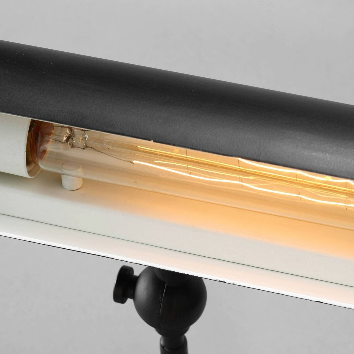 Modo Modern Wall Sconce - Angular Metal Arm Design Industrial Wall Lamp K2184
