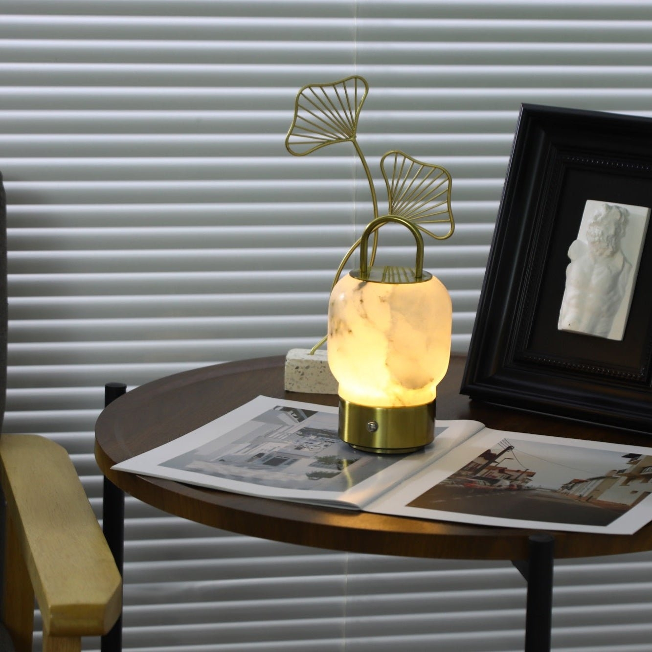 Alabaster Portable Rechargeable Table Lamp D397