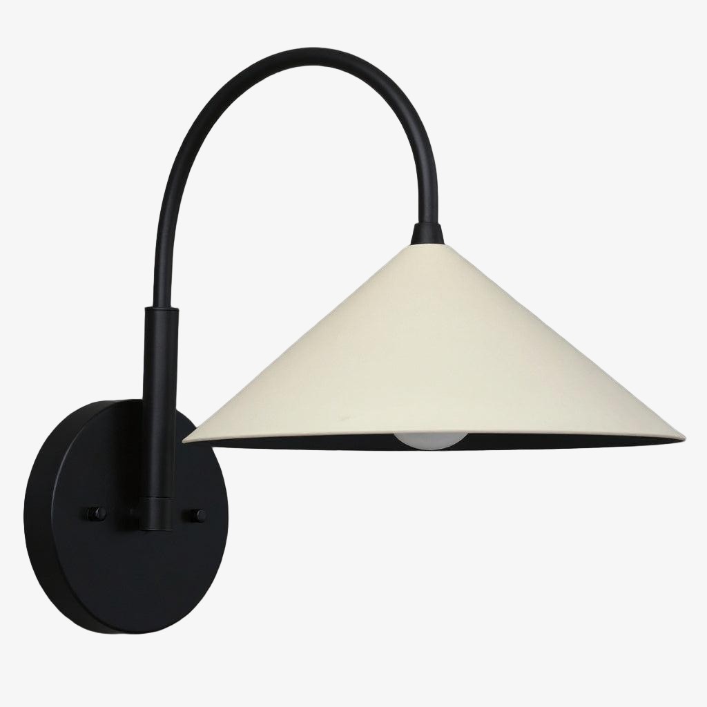 Curva Curved Metal Wall Sconce - Elegant Vintage Wall Lamp for Bedroom K1532