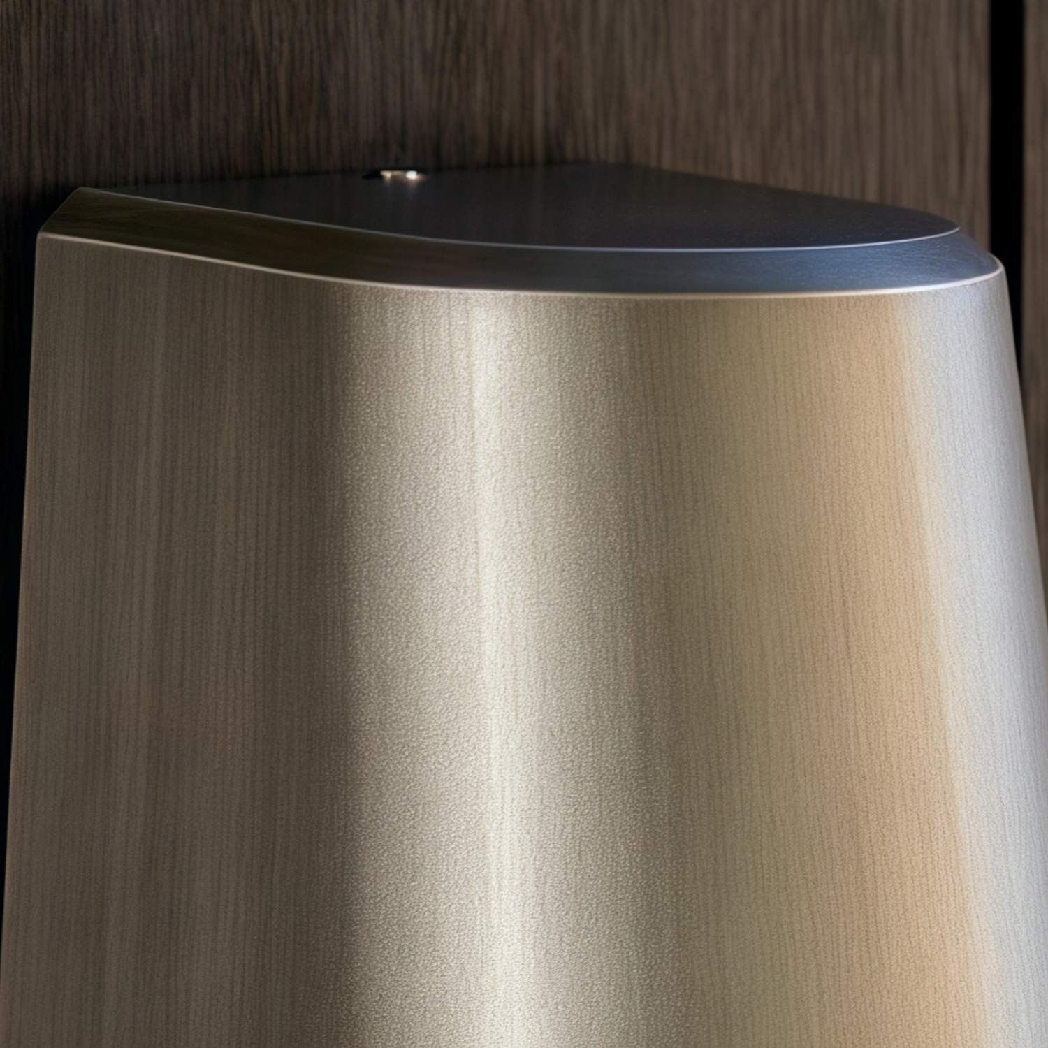 Rivathis Minimalist Metal Pewter Wall Lantern - Stylish Porch Fixture Ideal for Entry K1861
